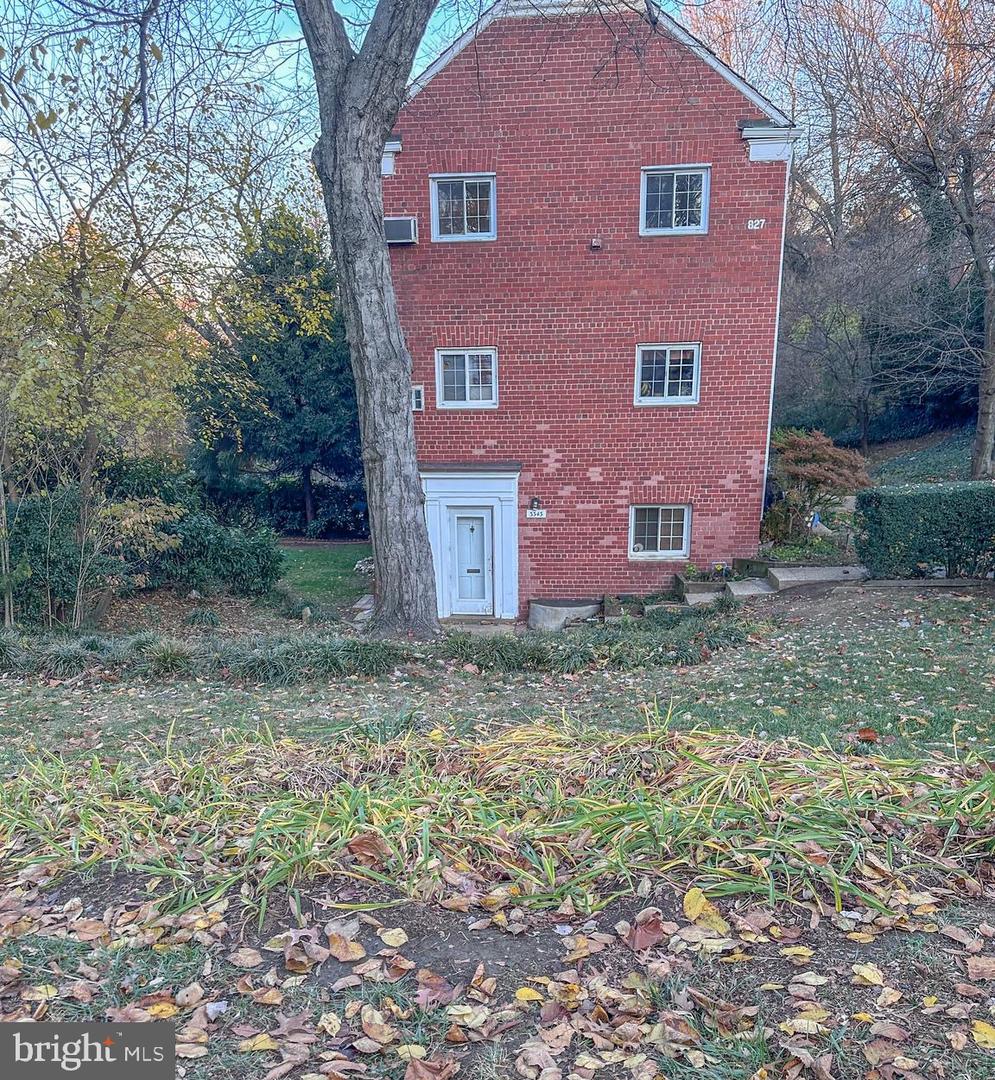 3343 MARTHA CUSTIS DR, ALEXANDRIA, Virginia 22302, 1 Bedroom Bedrooms, ,1 BathroomBathrooms,Residential,For sale,3343 MARTHA CUSTIS DR,VAAX2052020 MLS # VAAX2052020 3343 MARTHA CUSTIS DR, ALEXANDRIA, Virginia 22302, 1 Bedroom Bedrooms, ,1 BathroomBathrooms,Residential,For sale,3343 MARTHA CUSTIS DR,VAAX2052020 MLS # VAAX2052020