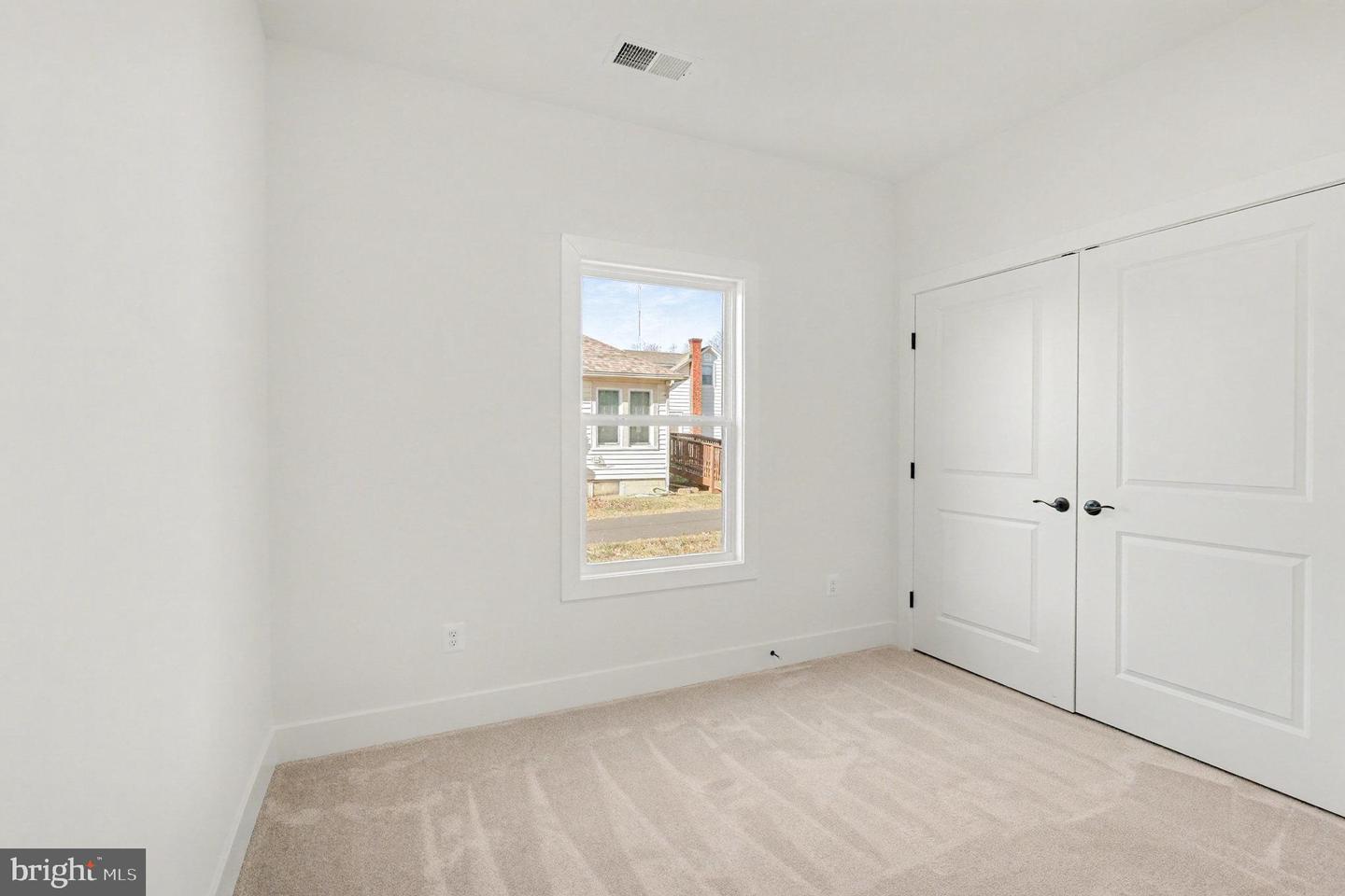 277 WHITE OAK RD, FREDERICKSBURG, Virginia 22405, 3 Bedrooms Bedrooms, ,2 BathroomsBathrooms,Residential,For sale,277 WHITE OAK RD,VAST2044418 MLS # VAST2044418