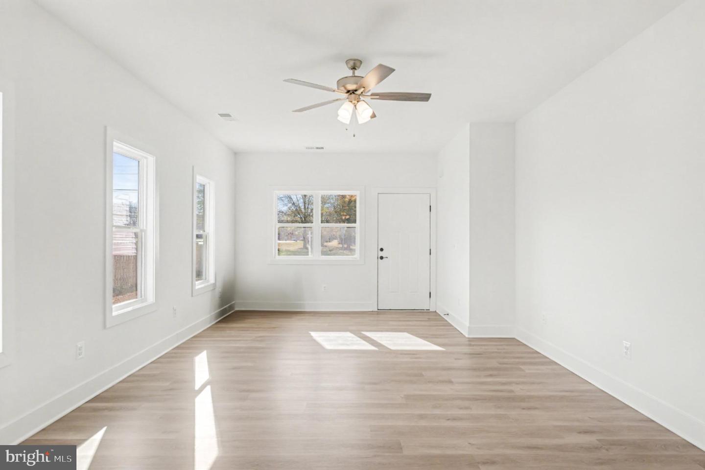 277 WHITE OAK RD, FREDERICKSBURG, Virginia 22405, 3 Bedrooms Bedrooms, ,2 BathroomsBathrooms,Residential,For sale,277 WHITE OAK RD,VAST2044418 MLS # VAST2044418