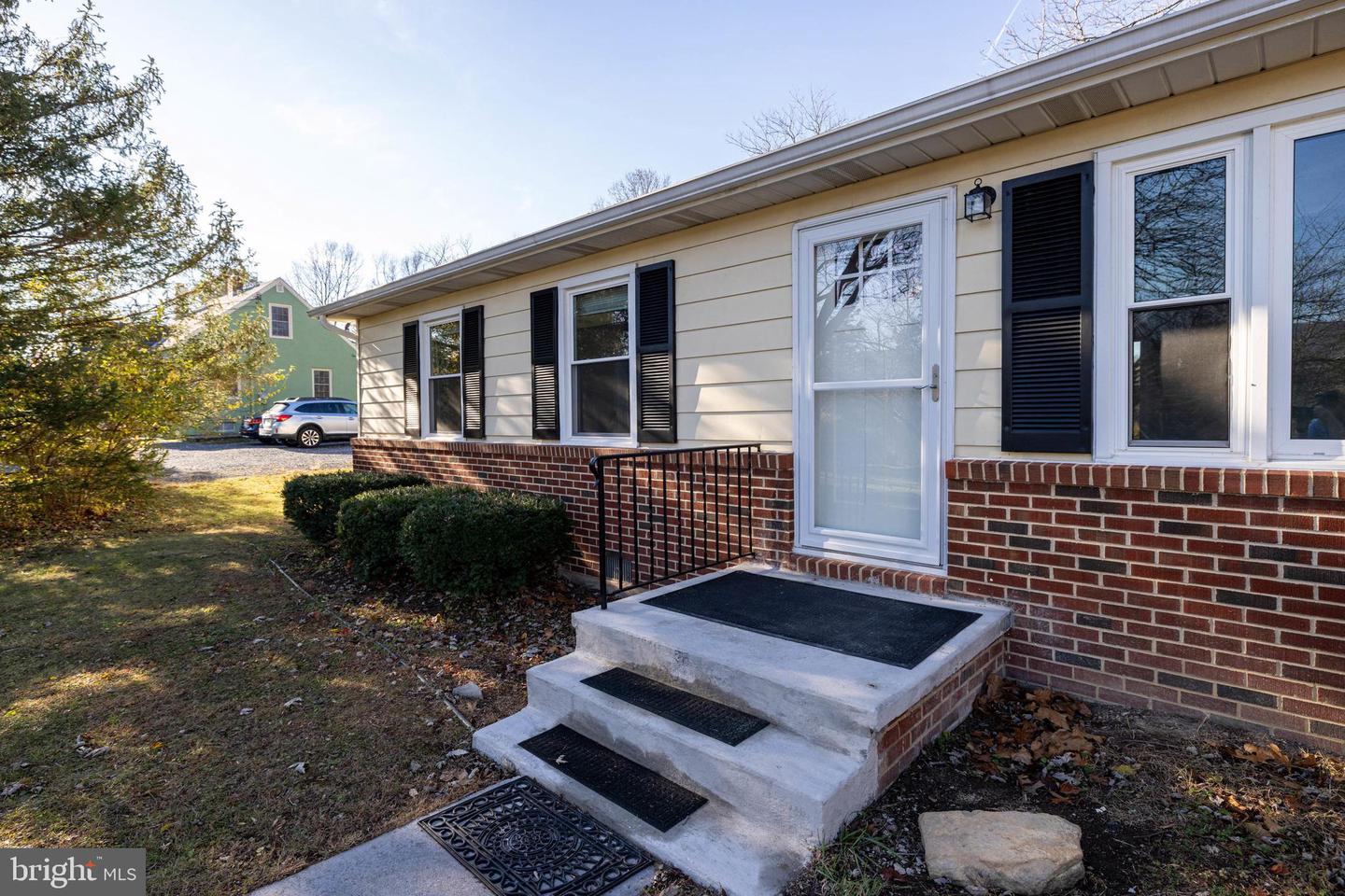 539 LUPTON RD, WOODSTOCK, Virginia 22664, 2 Bedrooms Bedrooms, ,1 BathroomBathrooms,Residential,For sale,539 LUPTON RD,VASH2013104 MLS # VASH2013104