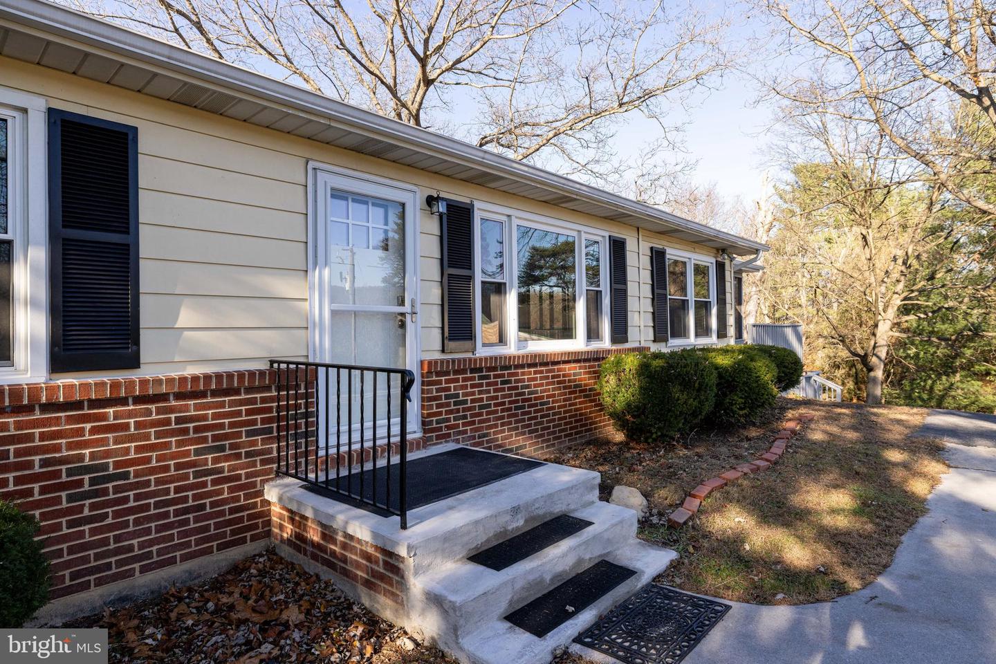 539 LUPTON RD, WOODSTOCK, Virginia 22664, 2 Bedrooms Bedrooms, ,1 BathroomBathrooms,Residential,For sale,539 LUPTON RD,VASH2013104 MLS # VASH2013104