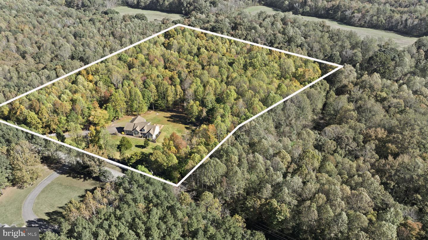 16725 BALD EAGLE DR, KING GEORGE, Virginia 22485, 4 Bedrooms Bedrooms, ,4 BathroomsBathrooms,Residential,For sale,16725 BALD EAGLE DR,VAKG2007312 MLS # VAKG2007312