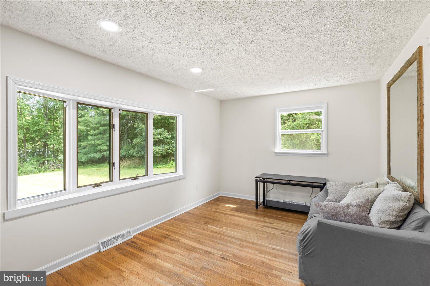 64 PEACH TREE LN, FREDERICKSBURG, Virginia 22406, 4 Bedrooms Bedrooms, ,2 BathroomsBathrooms,Residential,For sale,64 PEACH TREE LN,VAST2044430 MLS # VAST2044430