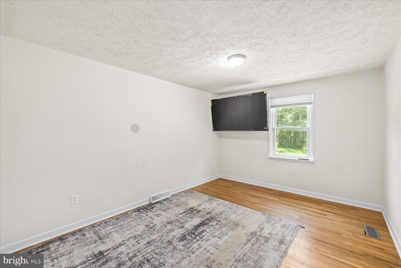 64 PEACH TREE LN, FREDERICKSBURG, Virginia 22406, 4 Bedrooms Bedrooms, ,2 BathroomsBathrooms,Residential,For sale,64 PEACH TREE LN,VAST2044430 MLS # VAST2044430