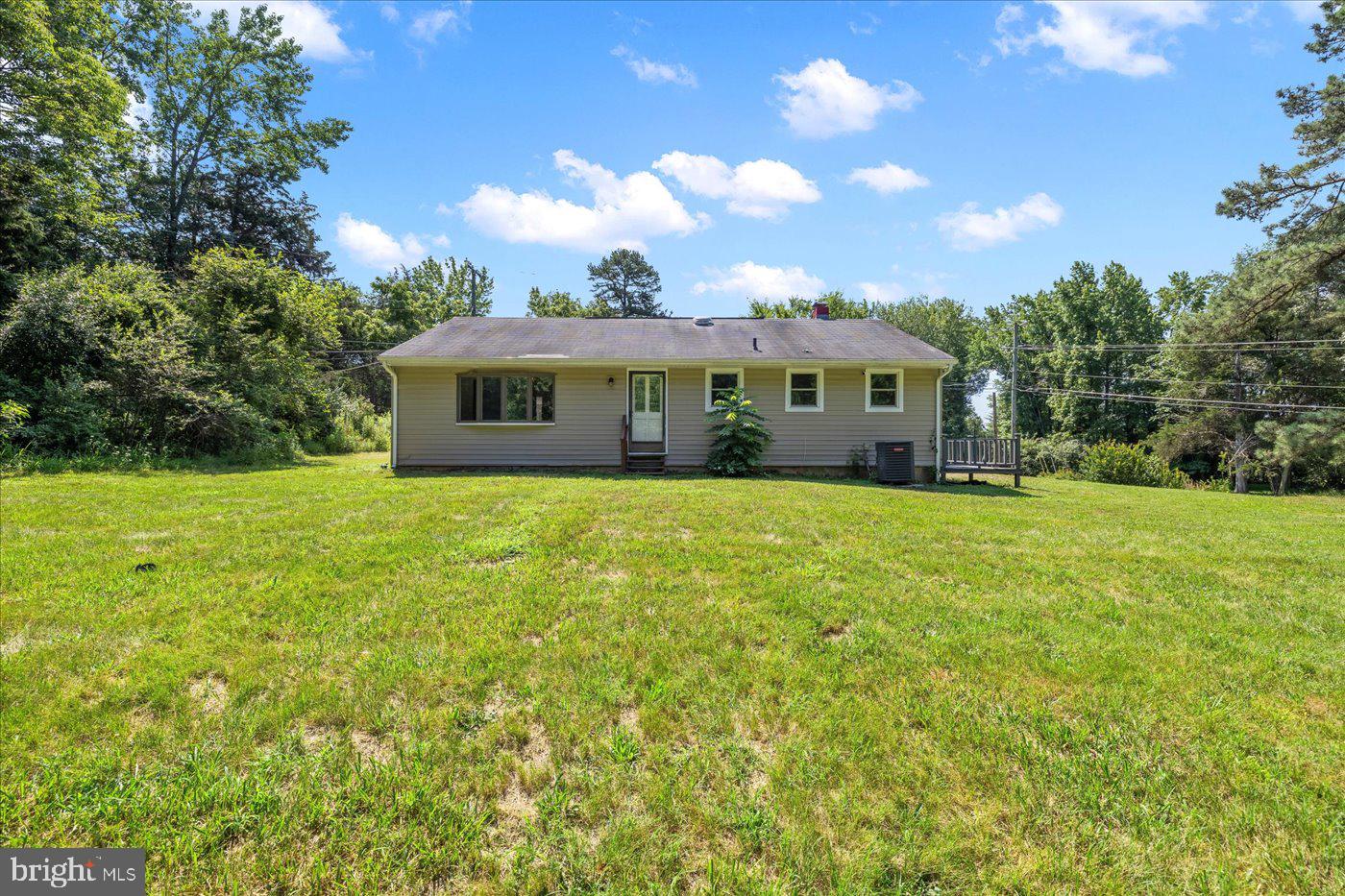 64 PEACH TREE LN, FREDERICKSBURG, Virginia 22406, 4 Bedrooms Bedrooms, ,2 BathroomsBathrooms,Residential,For sale,64 PEACH TREE LN,VAST2044430 MLS # VAST2044430