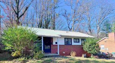 1715 A & B CHERRY AVE, CHARLOTTESVILLE, Virginia 22903, 4 Bedrooms Bedrooms, ,2 BathroomsBathrooms,Residential,For sale,1715 A & B CHERRY AVE,671436 MLS # 671436