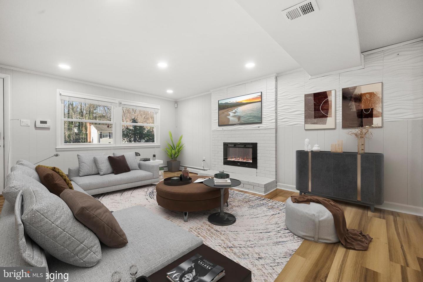 13411 KERRYDALE RD, WOODBRIDGE, Virginia 22193, 4 Bedrooms Bedrooms, ,2 BathroomsBathrooms,Residential,For sale,13411 KERRYDALE RD,VAPW2108310 MLS # VAPW2108310