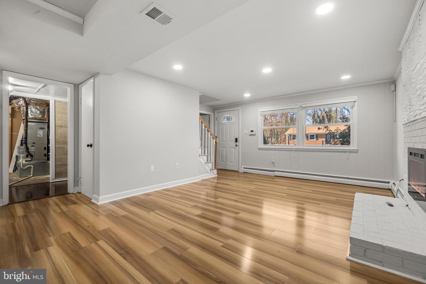 13411 KERRYDALE RD, WOODBRIDGE, Virginia 22193, 4 Bedrooms Bedrooms, ,2 BathroomsBathrooms,Residential,For sale,13411 KERRYDALE RD,VAPW2108310 MLS # VAPW2108310