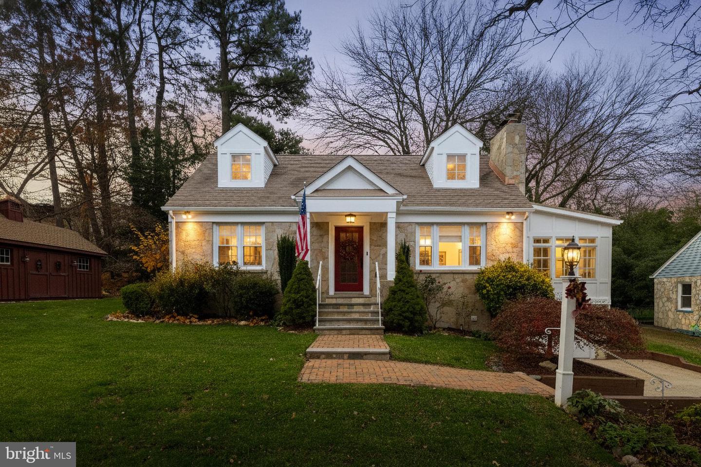 4004 ESTABROOK DR, ANNANDALE, Virginia 22003, 4 Bedrooms Bedrooms, ,3 BathroomsBathrooms,Residential,For sale,4004 ESTABROOK DR,VAFX2280442 MLS # VAFX2280442 4004 ESTABROOK DR, ANNANDALE, Virginia 22003, 4 Bedrooms Bedrooms, ,3 BathroomsBathrooms,Residential,For sale,4004 ESTABROOK DR,VAFX2280442 MLS # VAFX2280442