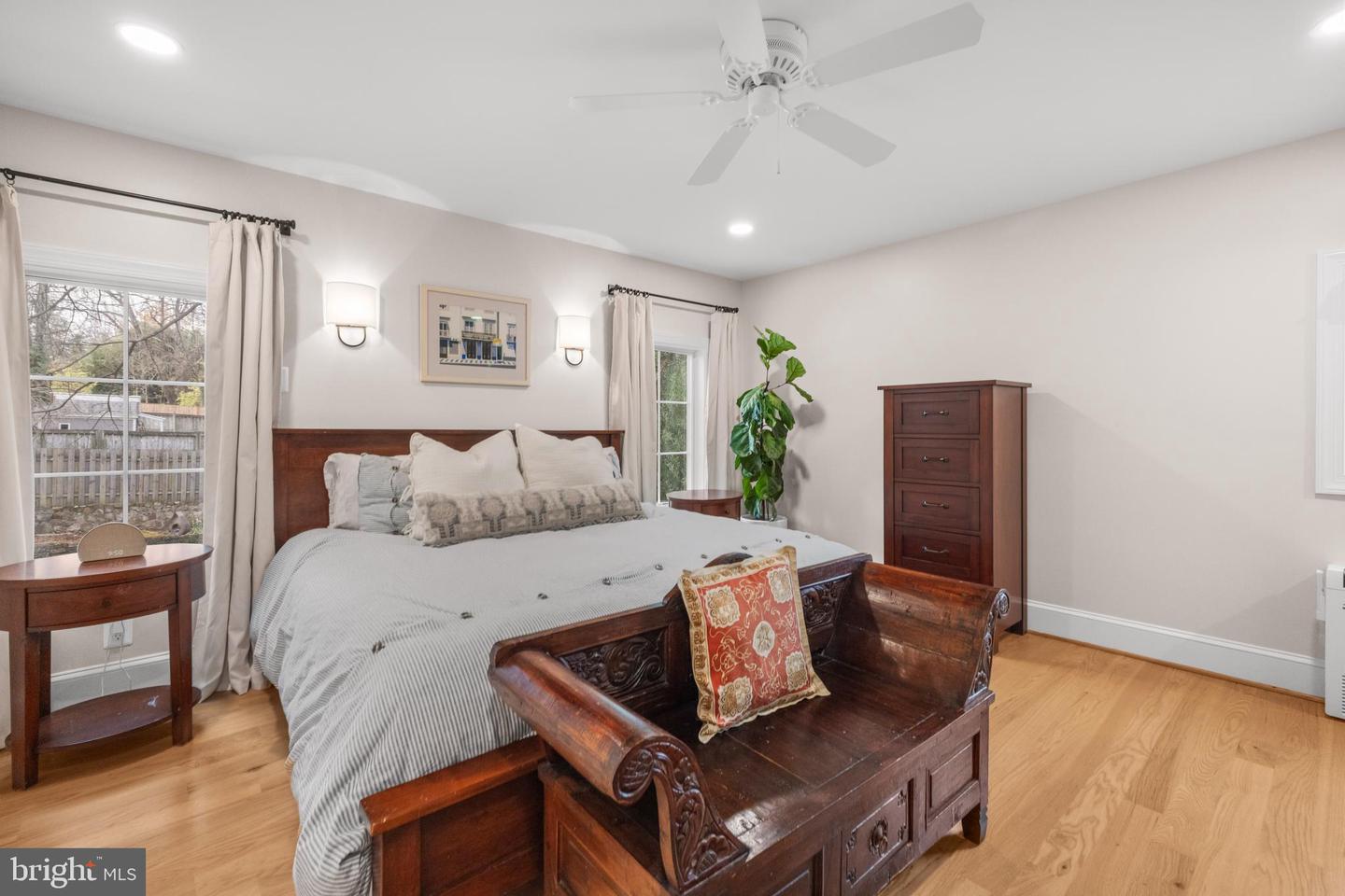 4004 ESTABROOK DR, ANNANDALE, Virginia 22003, 4 Bedrooms Bedrooms, ,3 BathroomsBathrooms,Residential,For sale,4004 ESTABROOK DR,VAFX2280442 MLS # VAFX2280442 4004 ESTABROOK DR, ANNANDALE, Virginia 22003, 4 Bedrooms Bedrooms, ,3 BathroomsBathrooms,Residential,For sale,4004 ESTABROOK DR,VAFX2280442 MLS # VAFX2280442