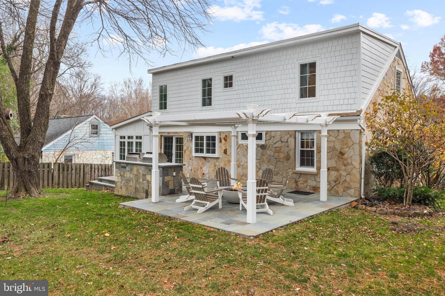 4004 ESTABROOK DR, ANNANDALE, Virginia 22003, 4 Bedrooms Bedrooms, ,3 BathroomsBathrooms,Residential,For sale,4004 ESTABROOK DR,VAFX2280442 MLS # VAFX2280442 4004 ESTABROOK DR, ANNANDALE, Virginia 22003, 4 Bedrooms Bedrooms, ,3 BathroomsBathrooms,Residential,For sale,4004 ESTABROOK DR,VAFX2280442 MLS # VAFX2280442