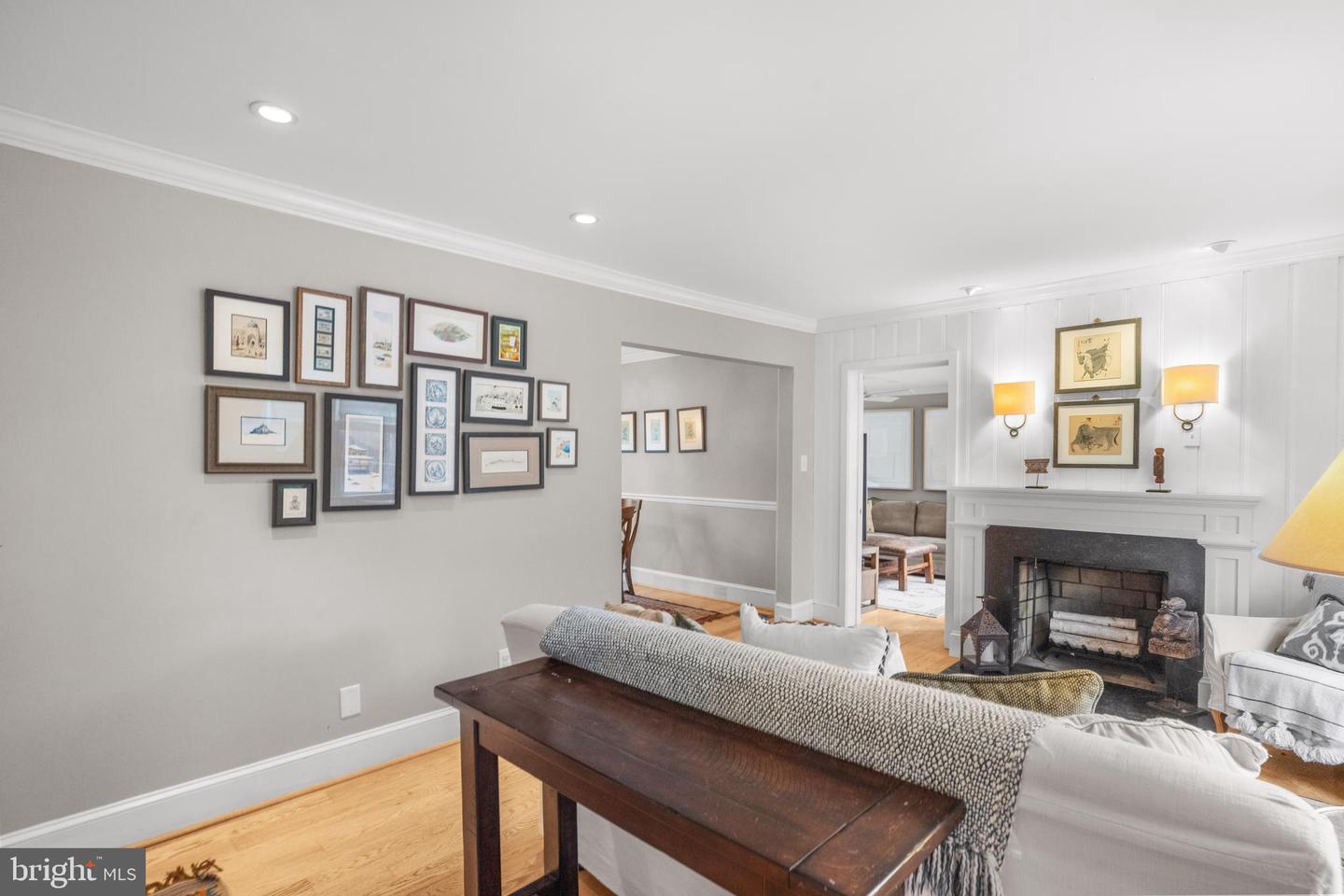 4004 ESTABROOK DR, ANNANDALE, Virginia 22003, 4 Bedrooms Bedrooms, ,3 BathroomsBathrooms,Residential,For sale,4004 ESTABROOK DR,VAFX2280442 MLS # VAFX2280442 4004 ESTABROOK DR, ANNANDALE, Virginia 22003, 4 Bedrooms Bedrooms, ,3 BathroomsBathrooms,Residential,For sale,4004 ESTABROOK DR,VAFX2280442 MLS # VAFX2280442