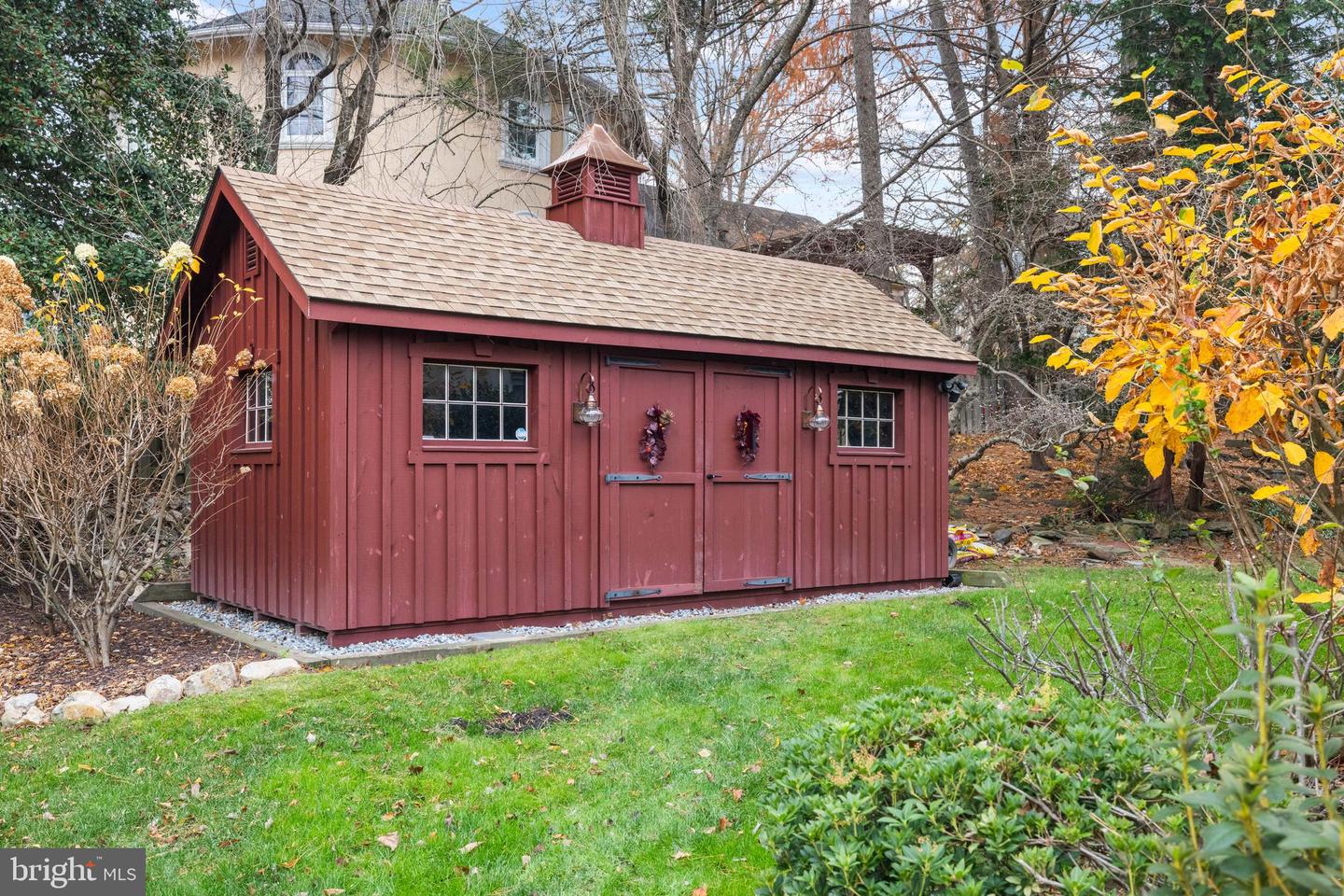 4004 ESTABROOK DR, ANNANDALE, Virginia 22003, 4 Bedrooms Bedrooms, ,3 BathroomsBathrooms,Residential,For sale,4004 ESTABROOK DR,VAFX2280442 MLS # VAFX2280442 4004 ESTABROOK DR, ANNANDALE, Virginia 22003, 4 Bedrooms Bedrooms, ,3 BathroomsBathrooms,Residential,For sale,4004 ESTABROOK DR,VAFX2280442 MLS # VAFX2280442