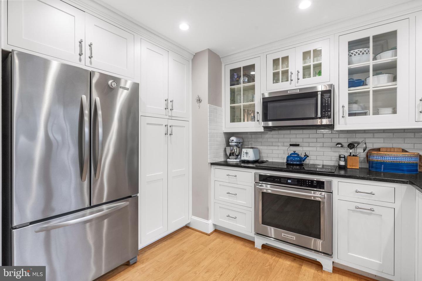 4004 ESTABROOK DR, ANNANDALE, Virginia 22003, 4 Bedrooms Bedrooms, ,3 BathroomsBathrooms,Residential,For sale,4004 ESTABROOK DR,VAFX2280442 MLS # VAFX2280442 4004 ESTABROOK DR, ANNANDALE, Virginia 22003, 4 Bedrooms Bedrooms, ,3 BathroomsBathrooms,Residential,For sale,4004 ESTABROOK DR,VAFX2280442 MLS # VAFX2280442