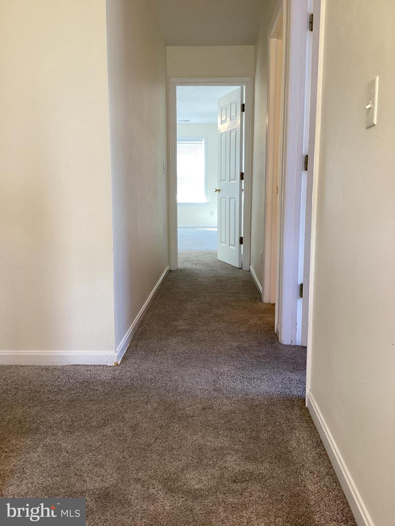 106 FOXGLOVE DR, WINCHESTER, Virginia 22602, 3 Bedrooms Bedrooms, 11 Rooms Rooms,3 BathroomsBathrooms,Residential,For sale,106 FOXGLOVE DR,VAFV2036626 MLS # VAFV2036626