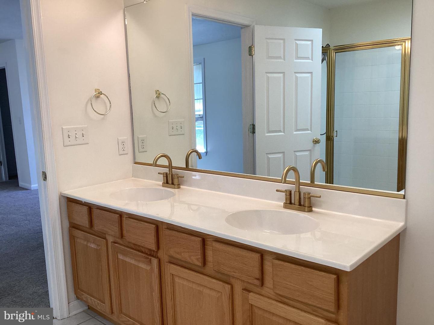 106 FOXGLOVE DR, WINCHESTER, Virginia 22602, 3 Bedrooms Bedrooms, 11 Rooms Rooms,3 BathroomsBathrooms,Residential,For sale,106 FOXGLOVE DR,VAFV2036626 MLS # VAFV2036626