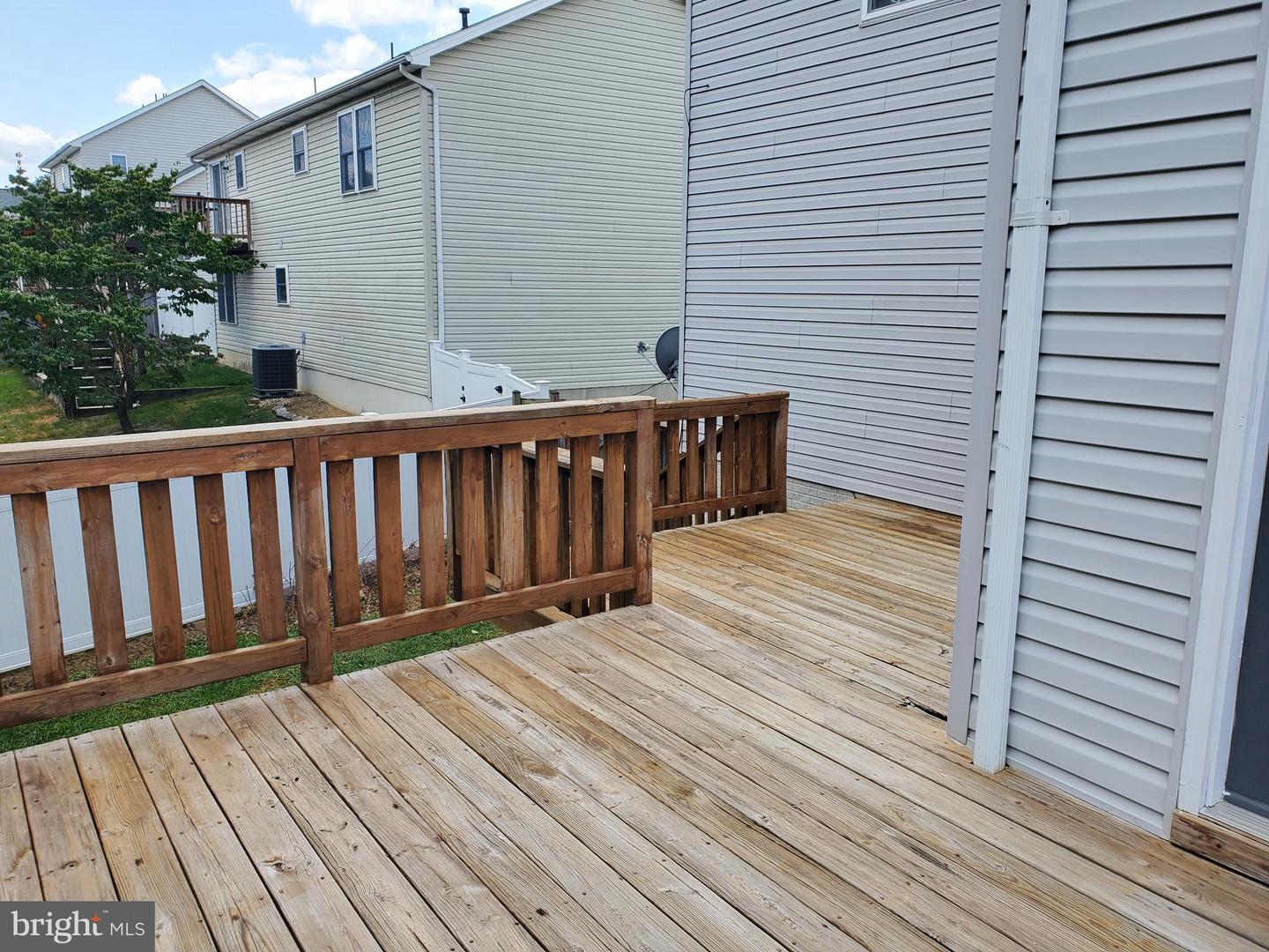 106 FOXGLOVE DR, WINCHESTER, Virginia 22602, 3 Bedrooms Bedrooms, 11 Rooms Rooms,3 BathroomsBathrooms,Residential,For sale,106 FOXGLOVE DR,VAFV2036626 MLS # VAFV2036626