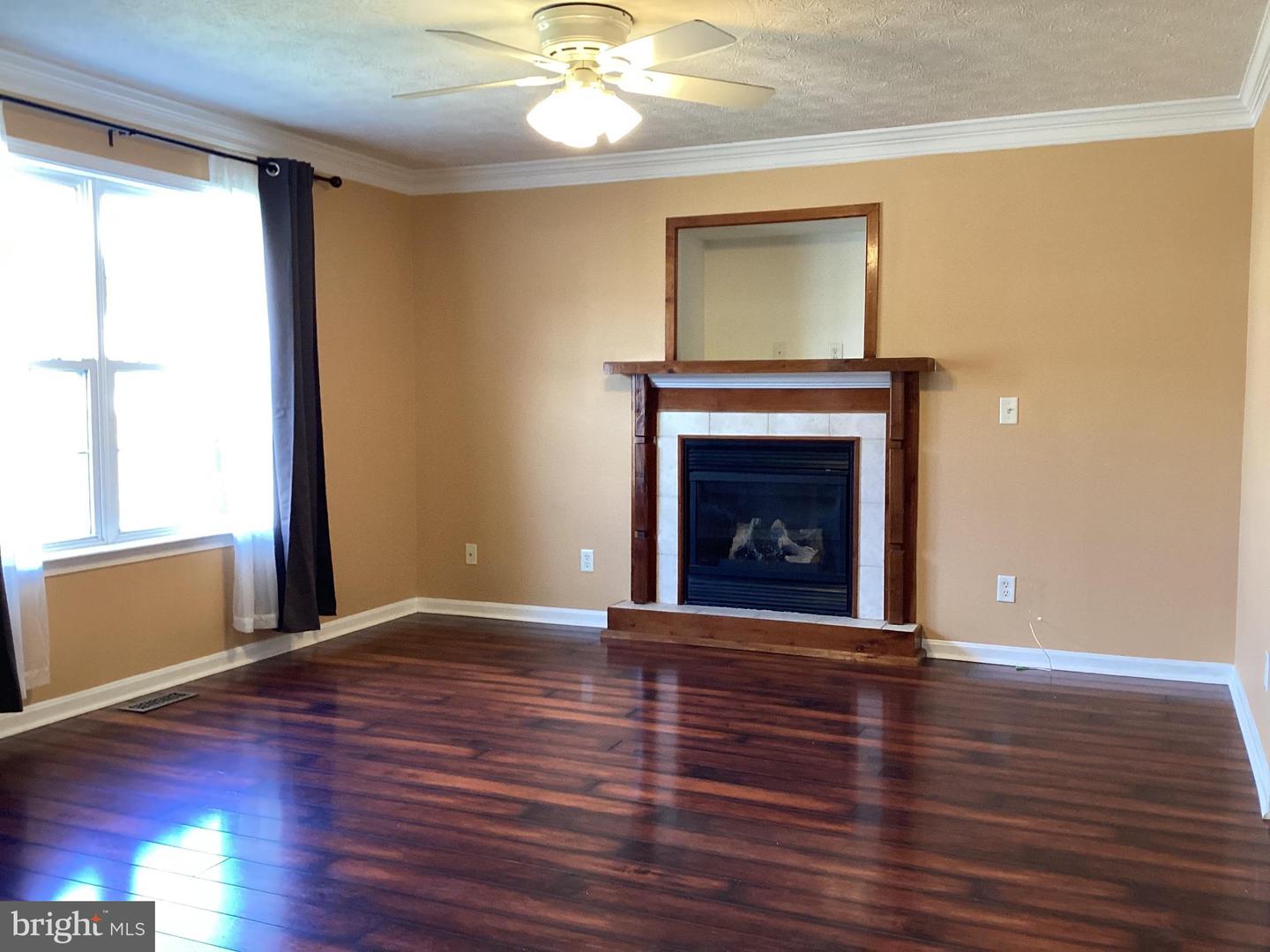 106 FOXGLOVE DR, WINCHESTER, Virginia 22602, 3 Bedrooms Bedrooms, 11 Rooms Rooms,3 BathroomsBathrooms,Residential,For sale,106 FOXGLOVE DR,VAFV2036626 MLS # VAFV2036626