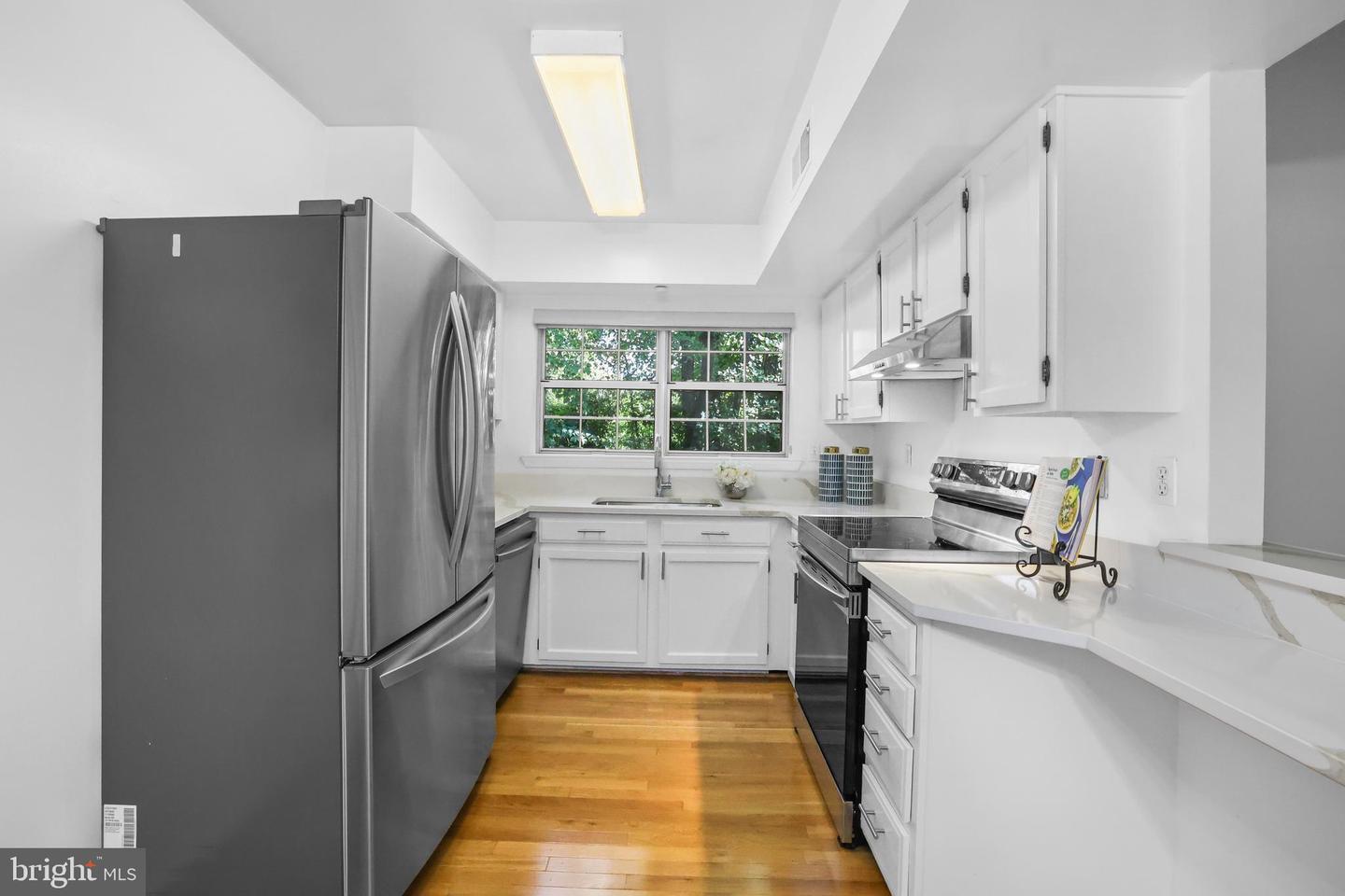 7748 NEW PROVIDENCE DR #85, FALLS CHURCH, Virginia 22042, 1 Bedroom Bedrooms, ,1 BathroomBathrooms,Residential,For sale,7748 NEW PROVIDENCE DR #85,VAFX2267968 MLS # VAFX2267968 7748 NEW PROVIDENCE DR #85, FALLS CHURCH, Virginia 22042, 1 Bedroom Bedrooms, ,1 BathroomBathrooms,Residential,For sale,7748 NEW PROVIDENCE DR #85,VAFX2267968 MLS # VAFX2267968