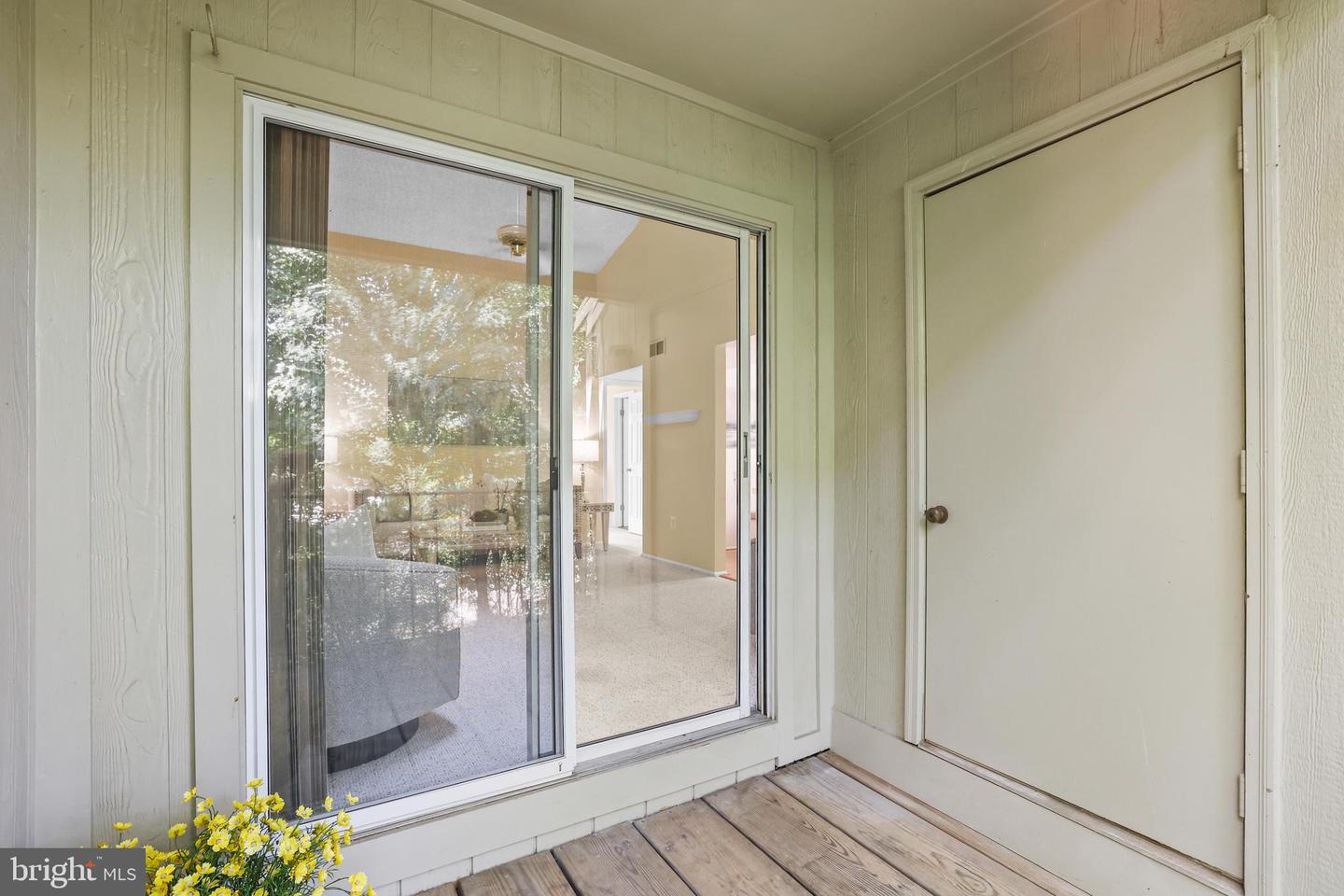 7748 NEW PROVIDENCE DR #85, FALLS CHURCH, Virginia 22042, 1 Bedroom Bedrooms, ,1 BathroomBathrooms,Residential,For sale,7748 NEW PROVIDENCE DR #85,VAFX2267968 MLS # VAFX2267968 7748 NEW PROVIDENCE DR #85, FALLS CHURCH, Virginia 22042, 1 Bedroom Bedrooms, ,1 BathroomBathrooms,Residential,For sale,7748 NEW PROVIDENCE DR #85,VAFX2267968 MLS # VAFX2267968