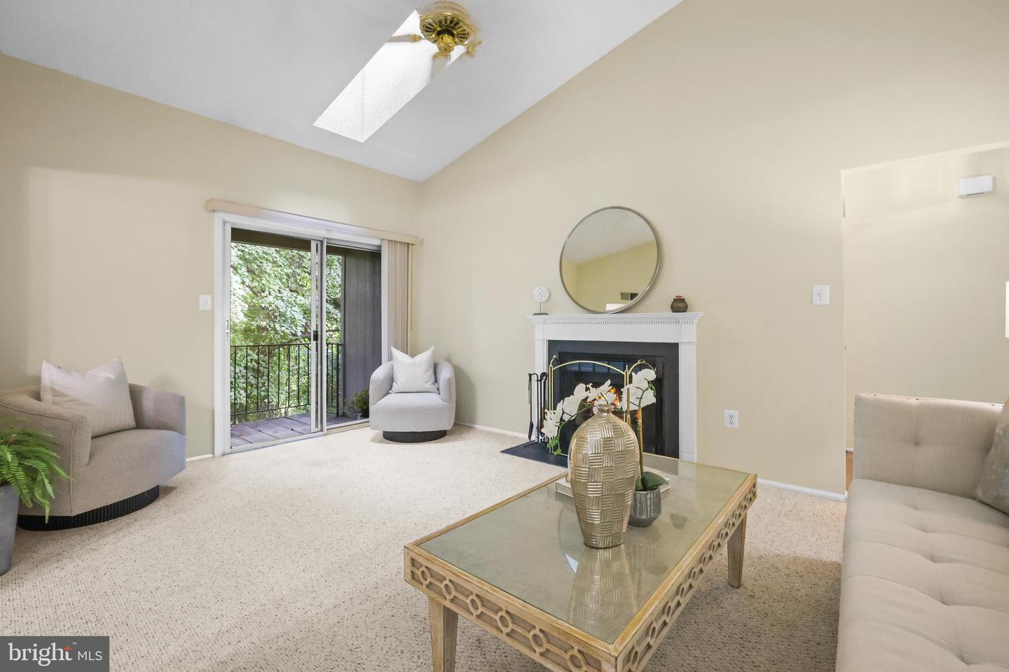 7748 NEW PROVIDENCE DR #85, FALLS CHURCH, Virginia 22042, 1 Bedroom Bedrooms, ,1 BathroomBathrooms,Residential,For sale,7748 NEW PROVIDENCE DR #85,VAFX2267968 MLS # VAFX2267968 7748 NEW PROVIDENCE DR #85, FALLS CHURCH, Virginia 22042, 1 Bedroom Bedrooms, ,1 BathroomBathrooms,Residential,For sale,7748 NEW PROVIDENCE DR #85,VAFX2267968 MLS # VAFX2267968