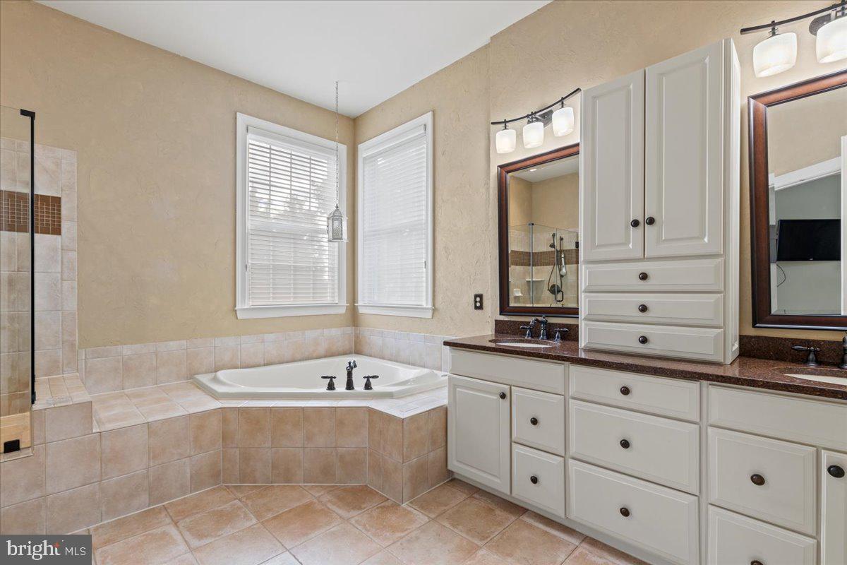 5320 TREVINO DR, HAYMARKET, Virginia 20169, 4 Bedrooms Bedrooms, 13 Rooms Rooms,3 BathroomsBathrooms,Residential,For sale,5320 TREVINO DR,VAPW2104912 MLS # VAPW2104912