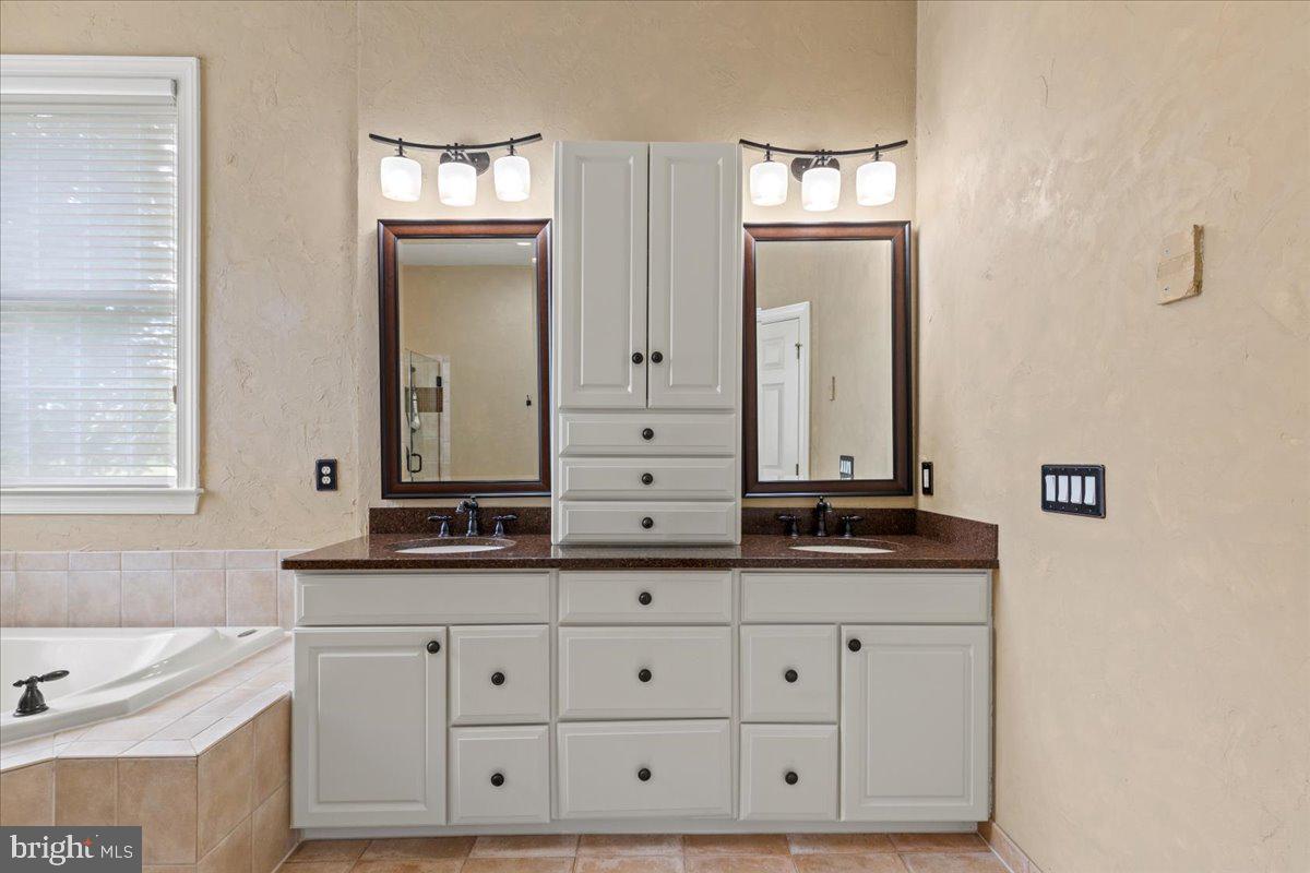 5320 TREVINO DR, HAYMARKET, Virginia 20169, 4 Bedrooms Bedrooms, 13 Rooms Rooms,3 BathroomsBathrooms,Residential,For sale,5320 TREVINO DR,VAPW2104912 MLS # VAPW2104912