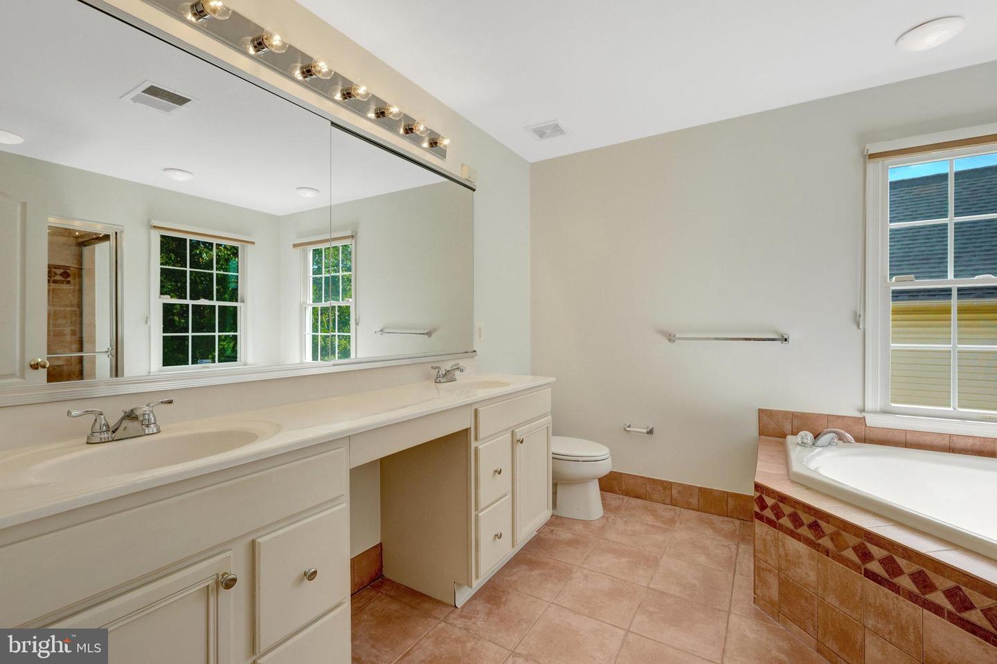 20250 MILLSTEAD DR, ASHBURN, Virginia 20147, 4 Bedrooms Bedrooms, ,3 BathroomsBathrooms,Residential,For sale,20250 MILLSTEAD DR,VALO2108322 MLS # VALO2108322