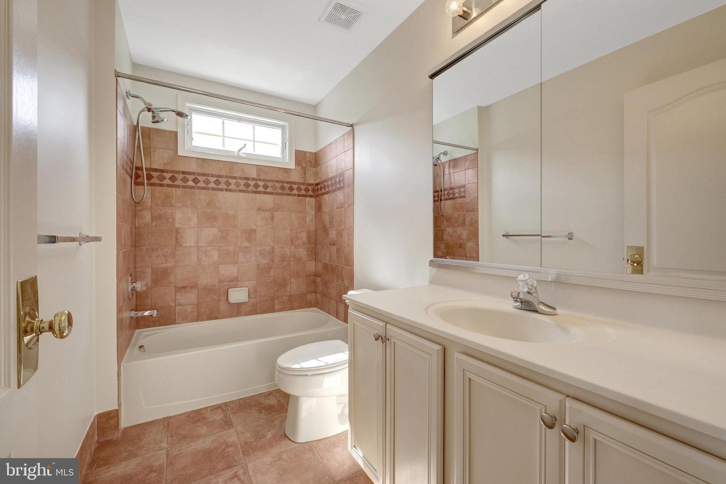 20250 MILLSTEAD DR, ASHBURN, Virginia 20147, 4 Bedrooms Bedrooms, ,3 BathroomsBathrooms,Residential,For sale,20250 MILLSTEAD DR,VALO2108322 MLS # VALO2108322