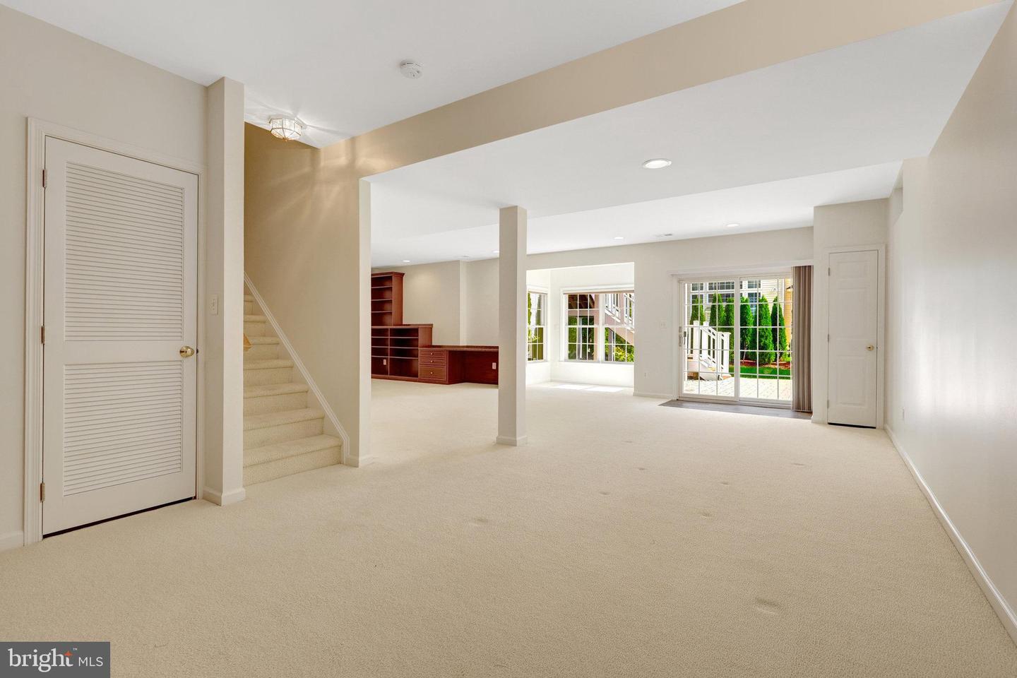 20250 MILLSTEAD DR, ASHBURN, Virginia 20147, 4 Bedrooms Bedrooms, ,3 BathroomsBathrooms,Residential,For sale,20250 MILLSTEAD DR,VALO2108322 MLS # VALO2108322