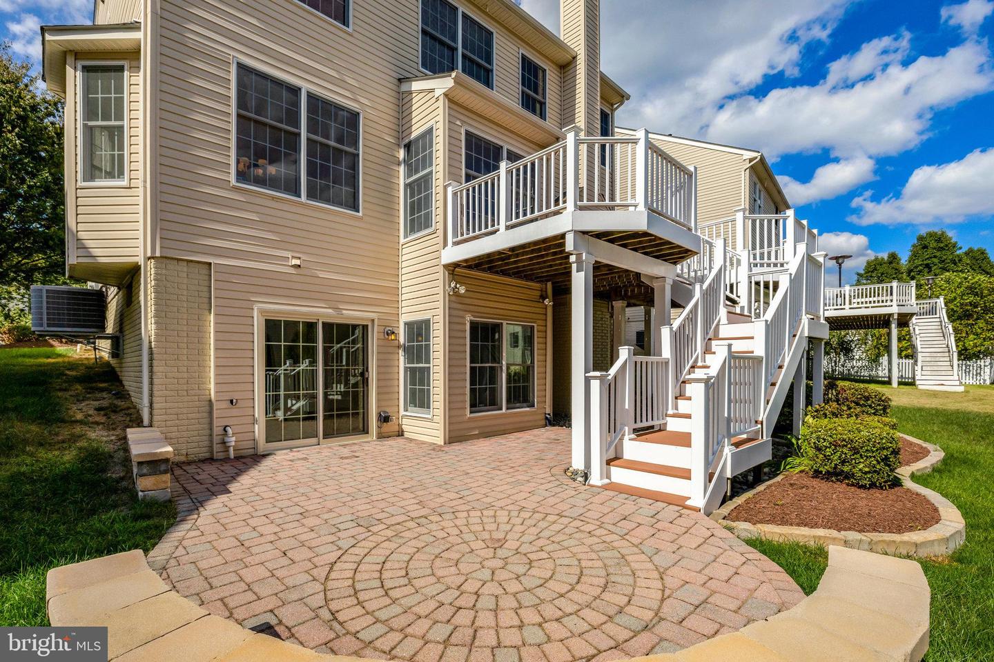 20250 MILLSTEAD DR, ASHBURN, Virginia 20147, 4 Bedrooms Bedrooms, ,3 BathroomsBathrooms,Residential,For sale,20250 MILLSTEAD DR,VALO2108322 MLS # VALO2108322