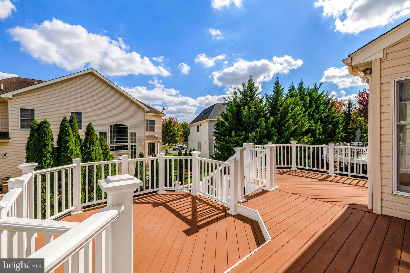 20250 MILLSTEAD DR, ASHBURN, Virginia 20147, 4 Bedrooms Bedrooms, ,3 BathroomsBathrooms,Residential,For sale,20250 MILLSTEAD DR,VALO2108322 MLS # VALO2108322