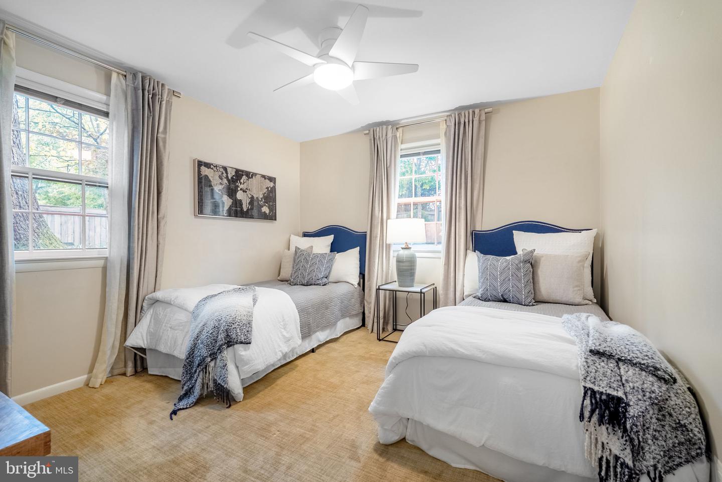 917 CRESTWOOD DR, ALEXANDRIA, Virginia 22302, 4 Bedrooms Bedrooms, ,3 BathroomsBathrooms,Residential,For sale,917 CRESTWOOD DR,VAAX2050860 MLS # VAAX2050860