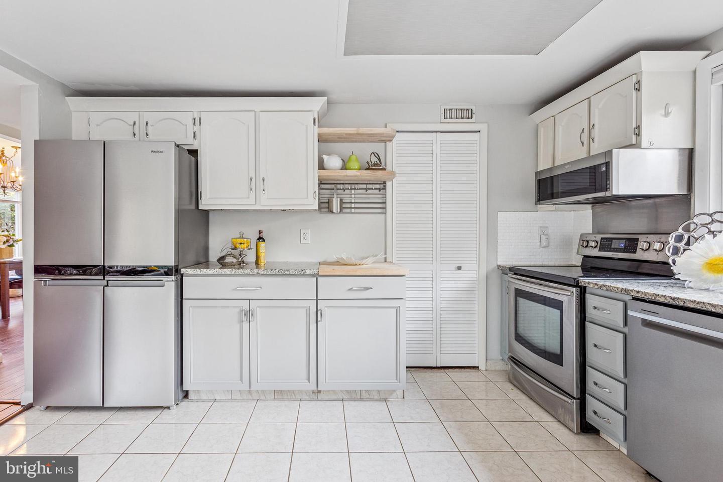 126 HILLSDALE DR, STERLING, Virginia 20164, 4 Bedrooms Bedrooms, 7 Rooms Rooms,2 BathroomsBathrooms,Residential,For sale,126 HILLSDALE DR,VALO2109524 MLS # VALO2109524 126 HILLSDALE DR, STERLING, Virginia 20164, 4 Bedrooms Bedrooms, 7 Rooms Rooms,2 BathroomsBathrooms,Residential,For sale,126 HILLSDALE DR,VALO2109524 MLS # VALO2109524