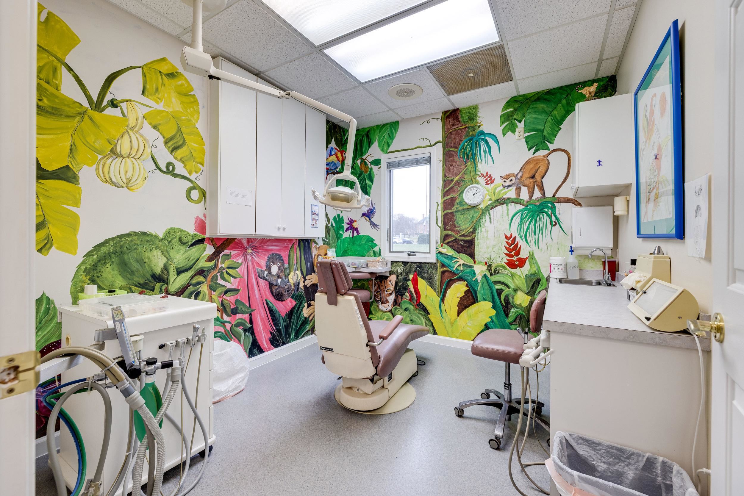 1947 MEDICAL AVE, HARRISONBURG, Virginia 22801, ,Commercial,1947 MEDICAL AVE,671450 MLS # 671450 1947 MEDICAL AVE, HARRISONBURG, Virginia 22801, ,Commercial,1947 MEDICAL AVE,671450 MLS # 671450