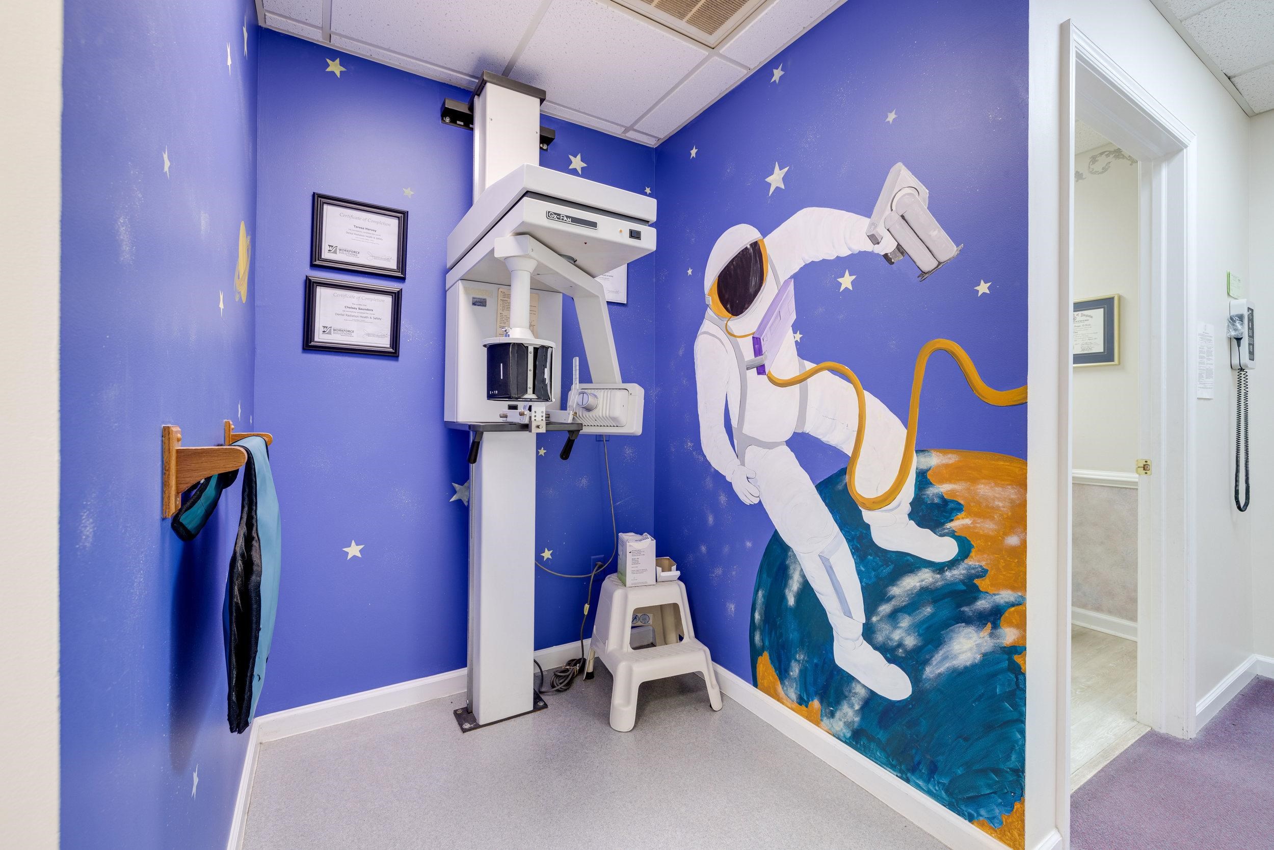 1947 MEDICAL AVE, HARRISONBURG, Virginia 22801, ,Commercial,1947 MEDICAL AVE,671450 MLS # 671450 1947 MEDICAL AVE, HARRISONBURG, Virginia 22801, ,Commercial,1947 MEDICAL AVE,671450 MLS # 671450