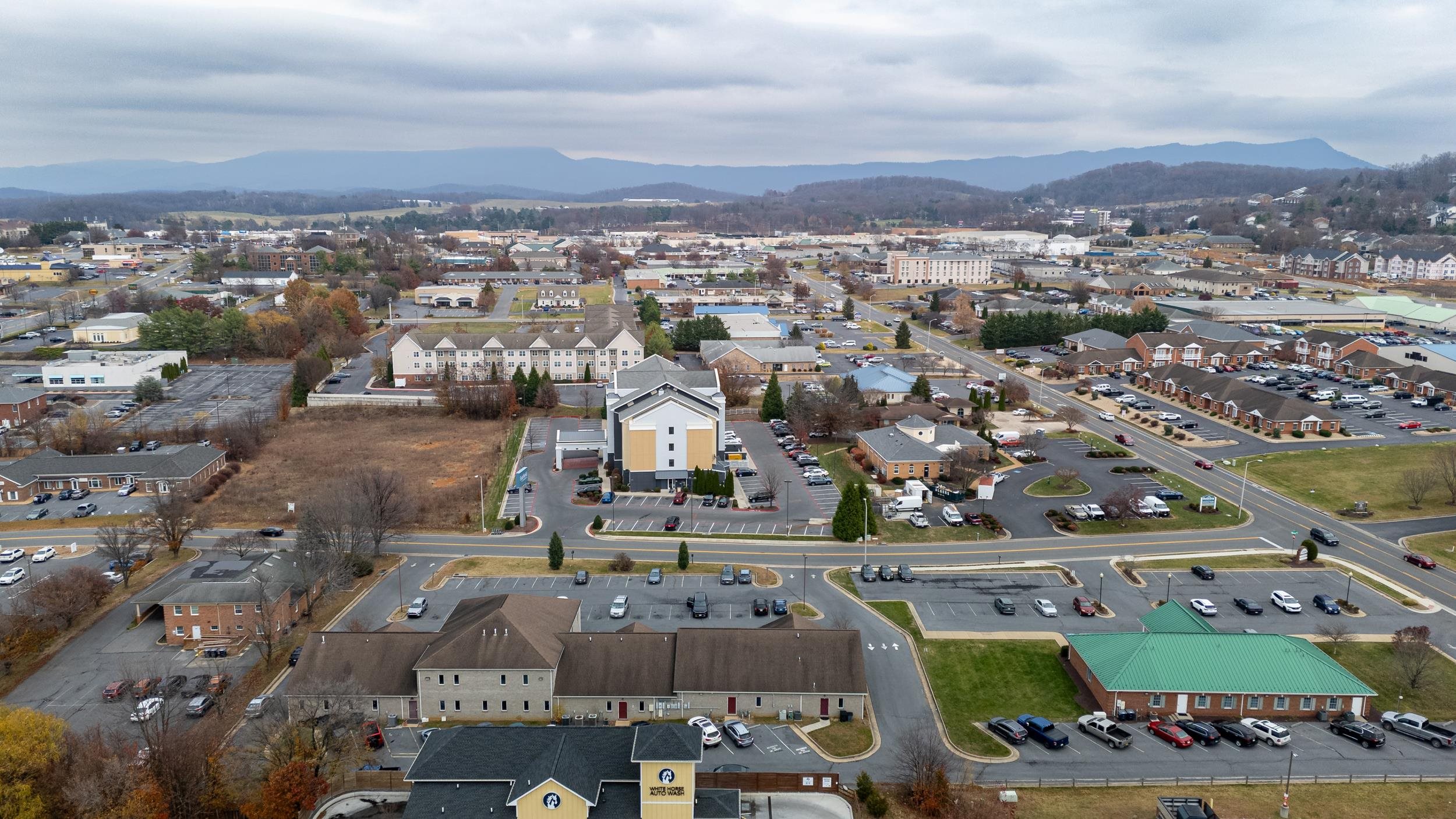 1947 MEDICAL AVE, HARRISONBURG, Virginia 22801, ,Commercial,1947 MEDICAL AVE,671450 MLS # 671450 1947 MEDICAL AVE, HARRISONBURG, Virginia 22801, ,Commercial,1947 MEDICAL AVE,671450 MLS # 671450