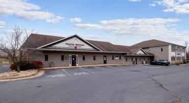 1947 MEDICAL AVE, HARRISONBURG, Virginia 22801, ,Commercial,1947 MEDICAL AVE,671450 MLS # 671450