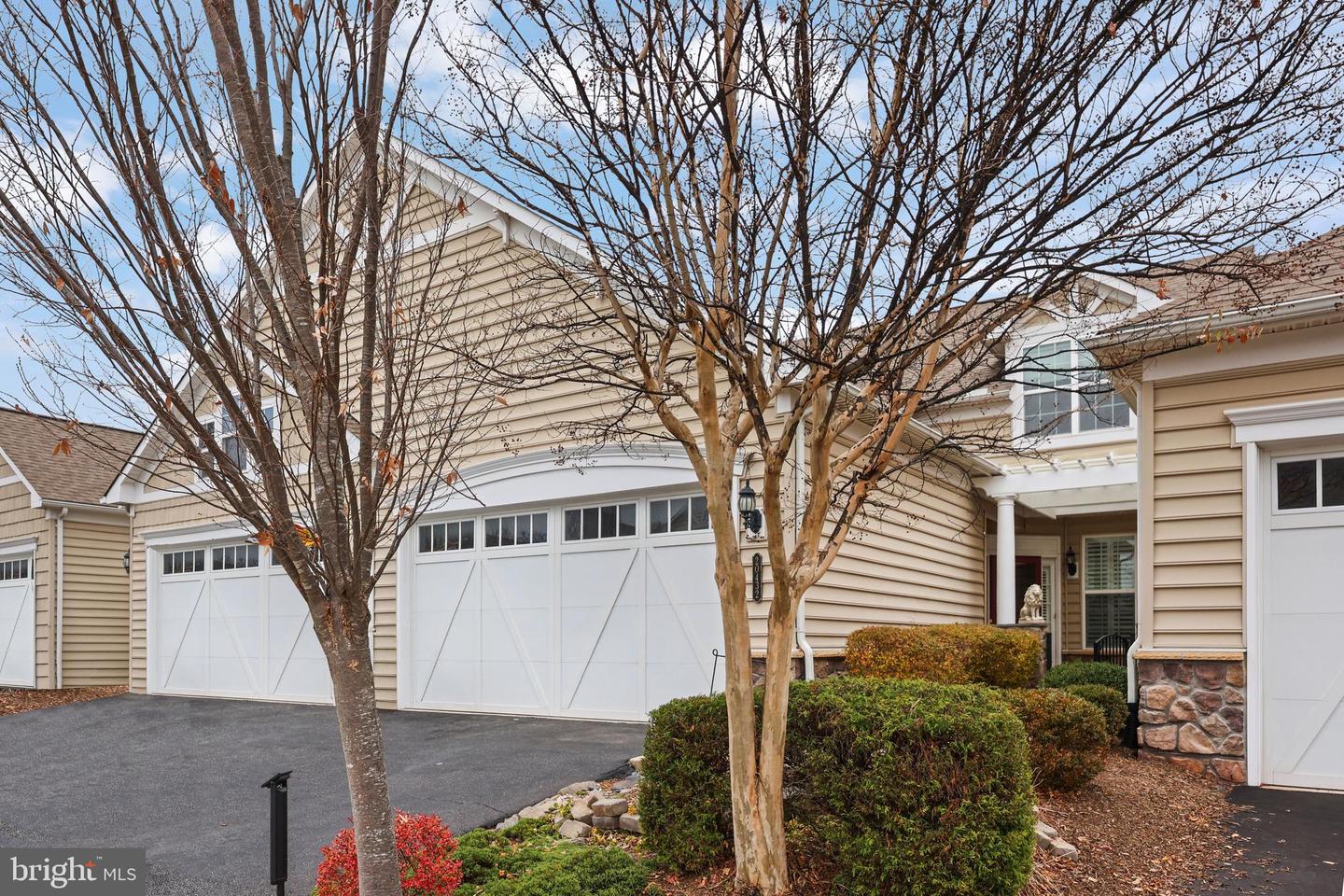 20432 ISLAND WEST SQ, ASHBURN, Virginia 20147, 3 Bedrooms Bedrooms, ,2 BathroomsBathrooms,Residential,For sale,20432 ISLAND WEST SQ,VALO2111154 MLS # VALO2111154