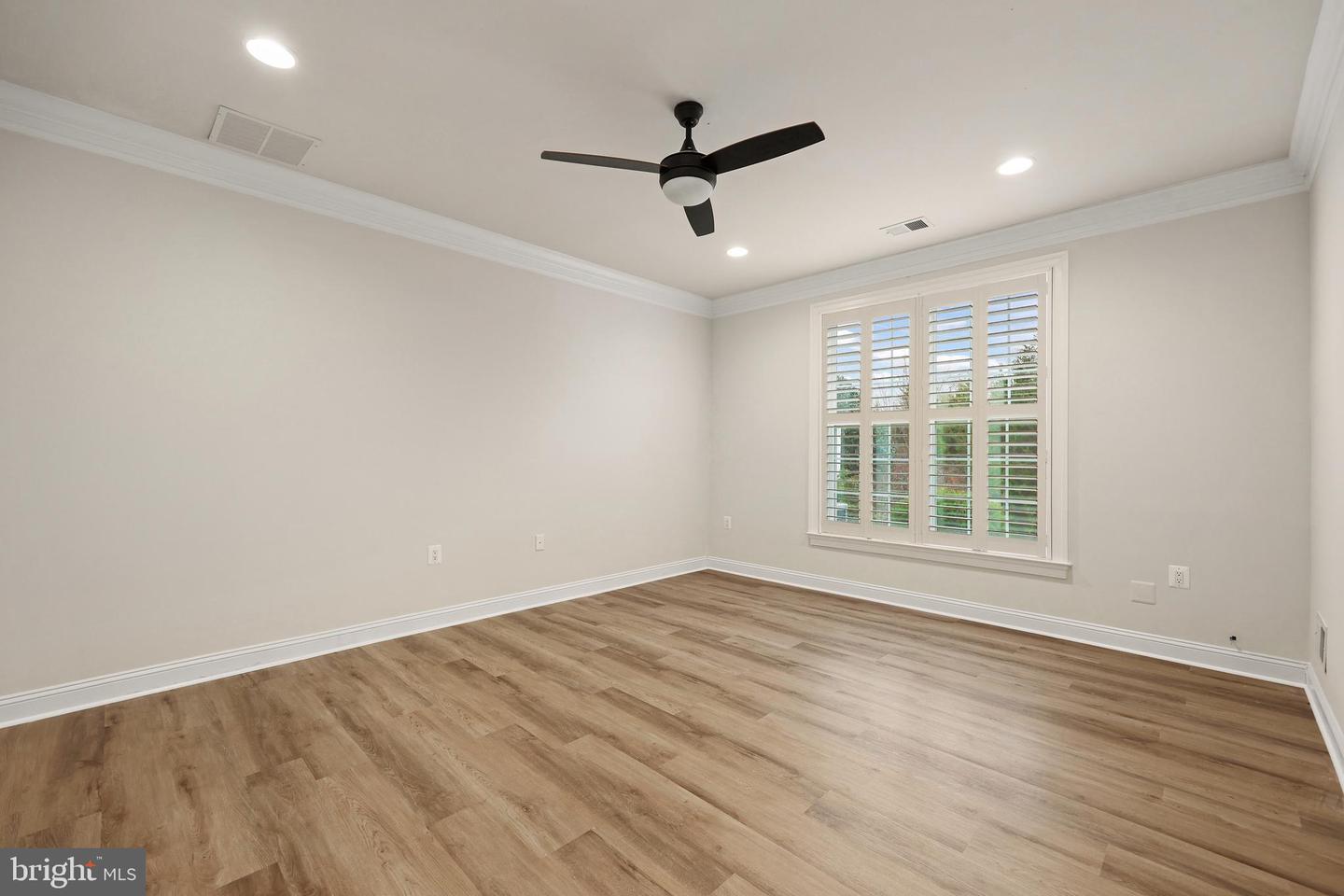 20432 ISLAND WEST SQ, ASHBURN, Virginia 20147, 3 Bedrooms Bedrooms, ,2 BathroomsBathrooms,Residential,For sale,20432 ISLAND WEST SQ,VALO2111154 MLS # VALO2111154