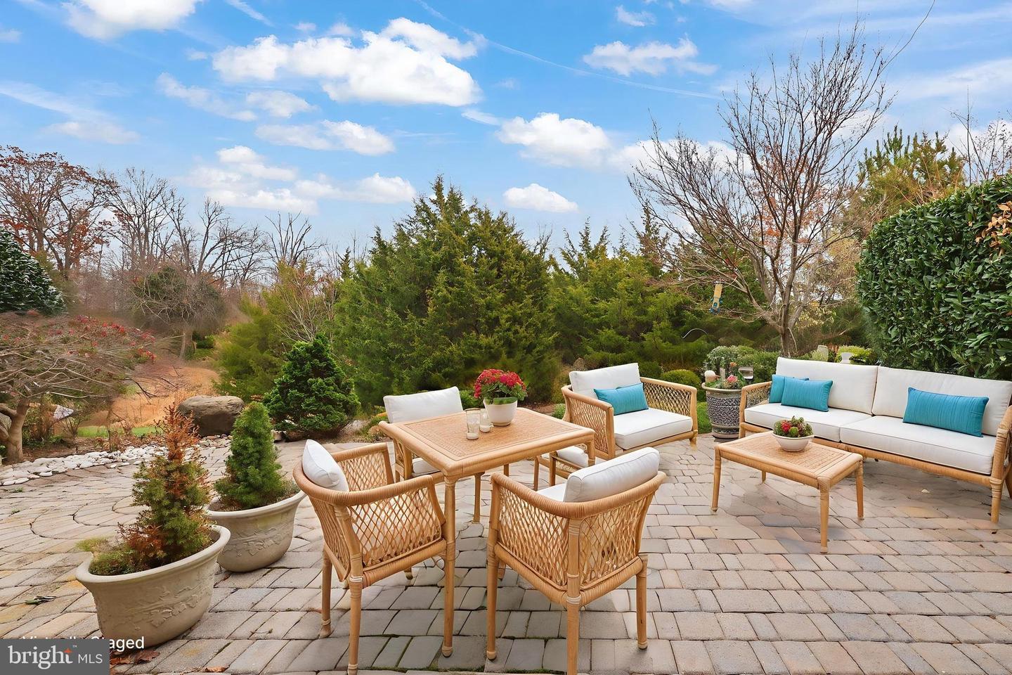 20432 ISLAND WEST SQ, ASHBURN, Virginia 20147, 3 Bedrooms Bedrooms, ,2 BathroomsBathrooms,Residential,For sale,20432 ISLAND WEST SQ,VALO2111154 MLS # VALO2111154