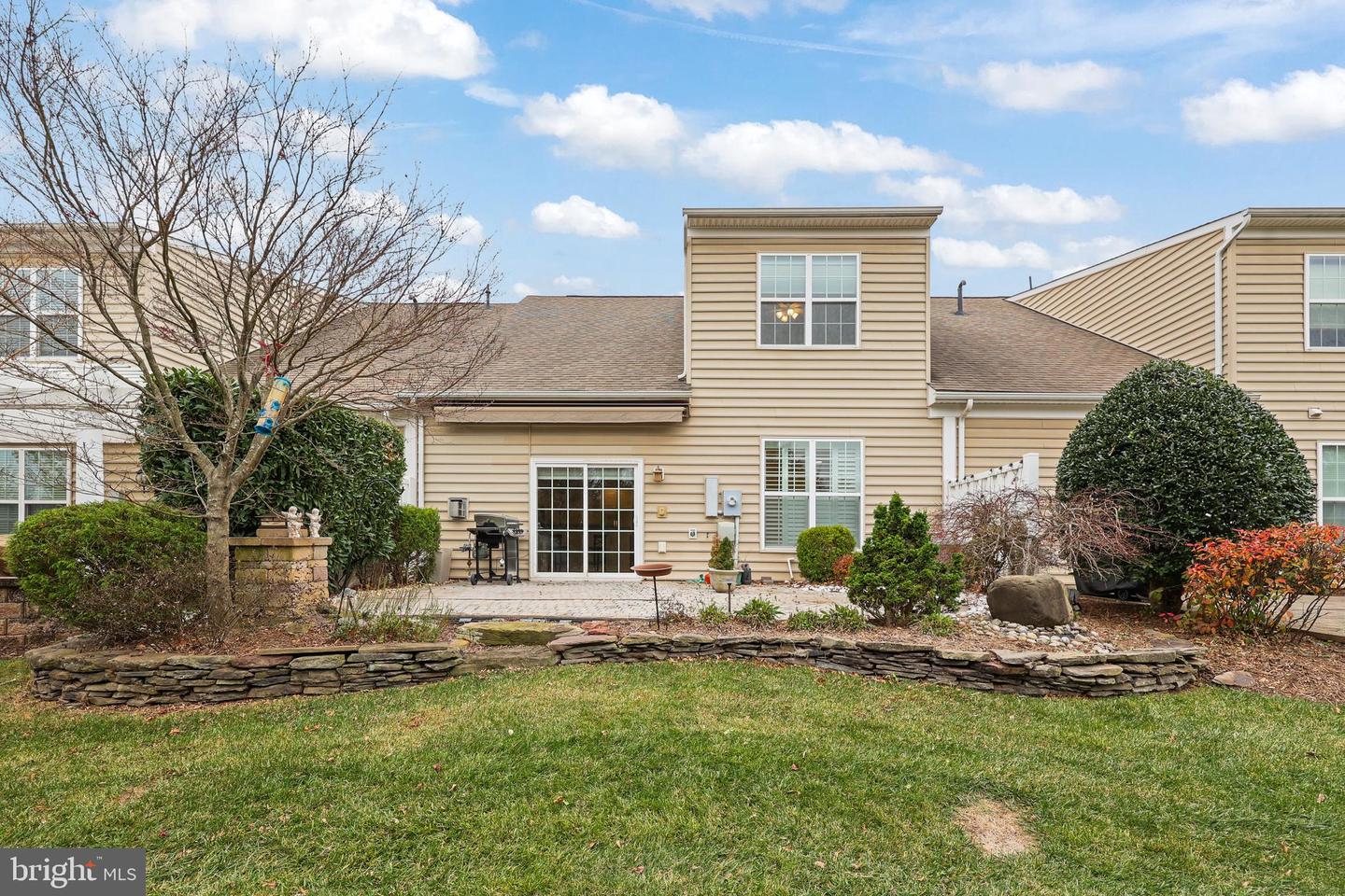 20432 ISLAND WEST SQ, ASHBURN, Virginia 20147, 3 Bedrooms Bedrooms, ,2 BathroomsBathrooms,Residential,For sale,20432 ISLAND WEST SQ,VALO2111154 MLS # VALO2111154