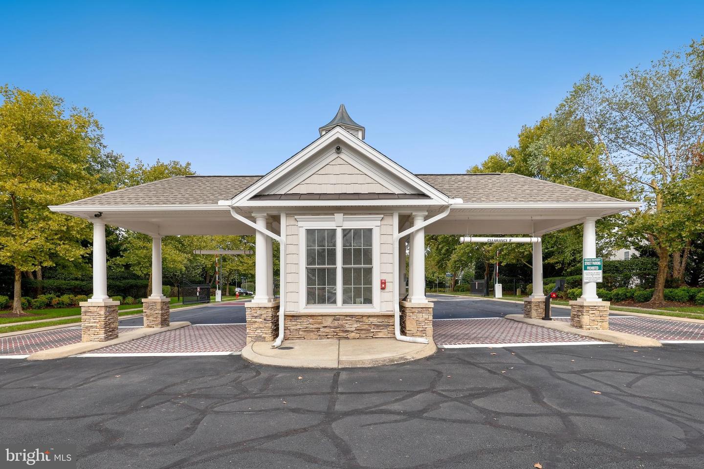 20432 ISLAND WEST SQ, ASHBURN, Virginia 20147, 3 Bedrooms Bedrooms, ,2 BathroomsBathrooms,Residential,For sale,20432 ISLAND WEST SQ,VALO2111154 MLS # VALO2111154