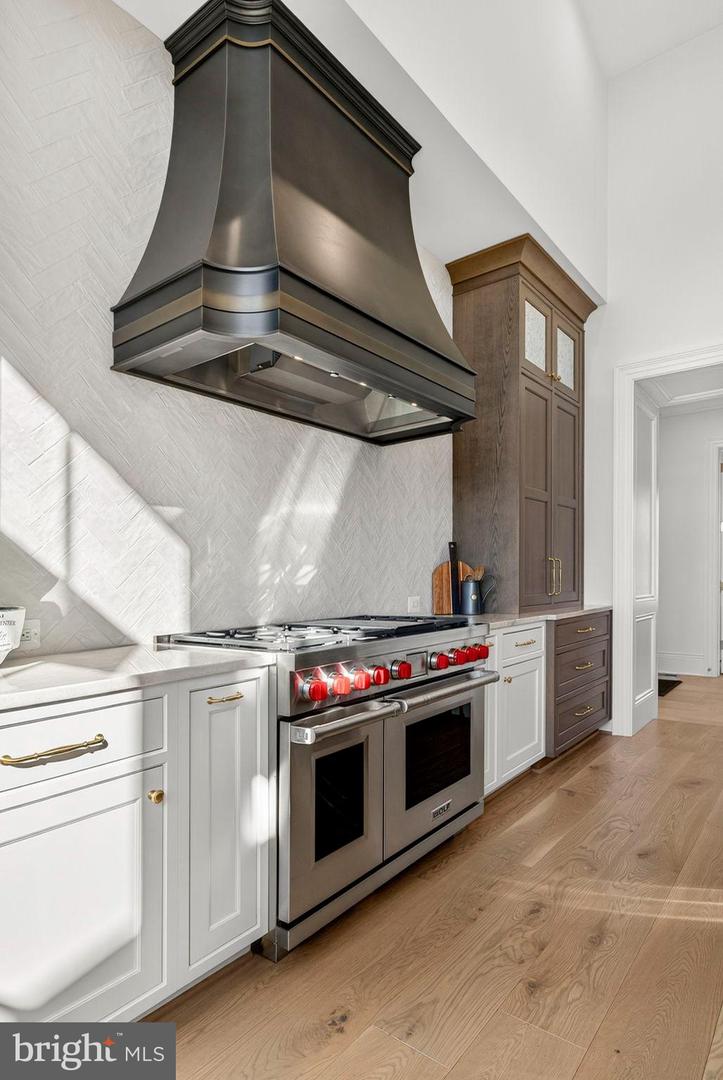 22955 MONTJOY CT, LEESBURG, Virginia 20175, 5 Bedrooms Bedrooms, 11 Rooms Rooms,5 BathroomsBathrooms,Residential,For sale,22955 MONTJOY CT,VALO2111160 MLS # VALO2111160