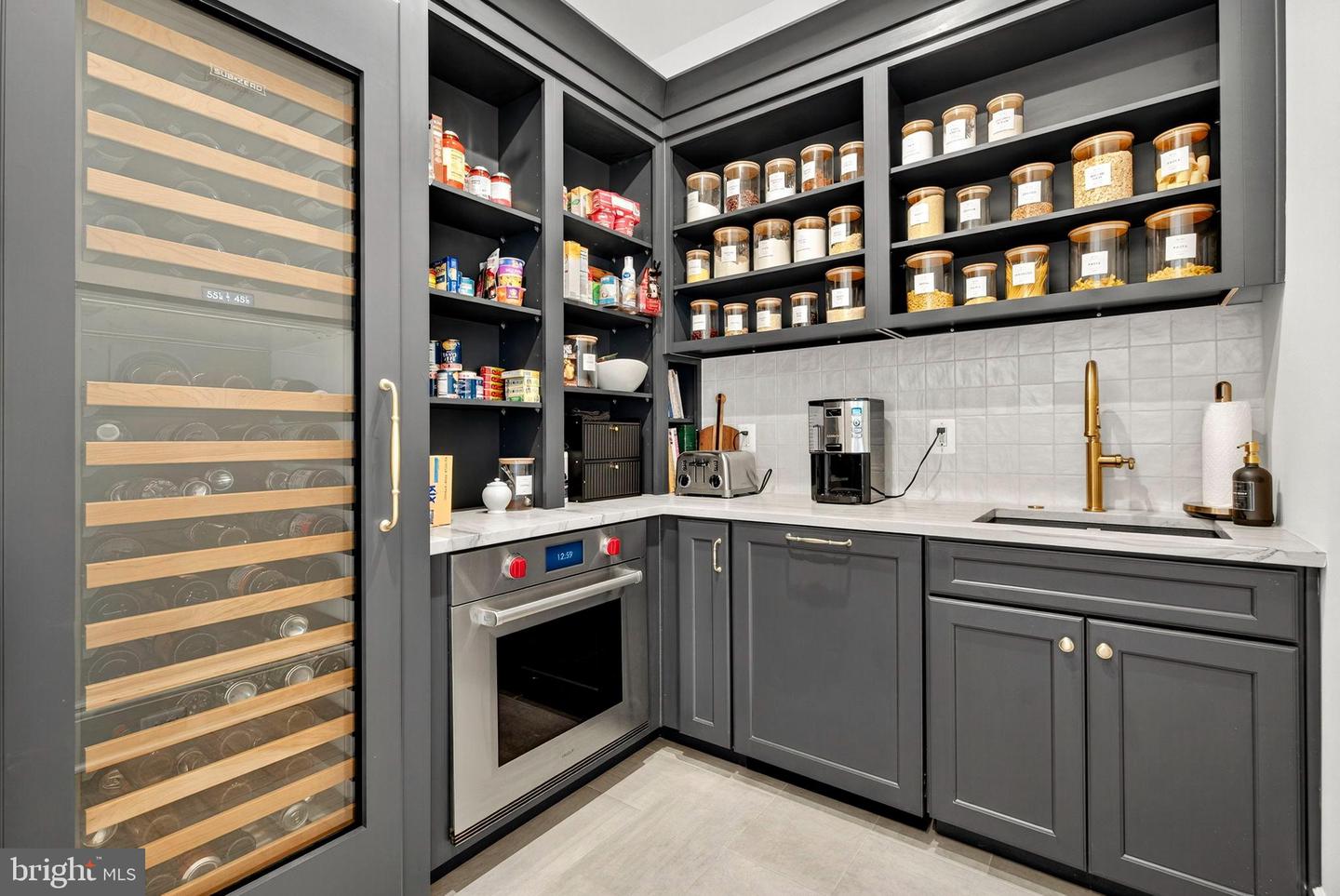 22955 MONTJOY CT, LEESBURG, Virginia 20175, 5 Bedrooms Bedrooms, 11 Rooms Rooms,5 BathroomsBathrooms,Residential,For sale,22955 MONTJOY CT,VALO2111160 MLS # VALO2111160