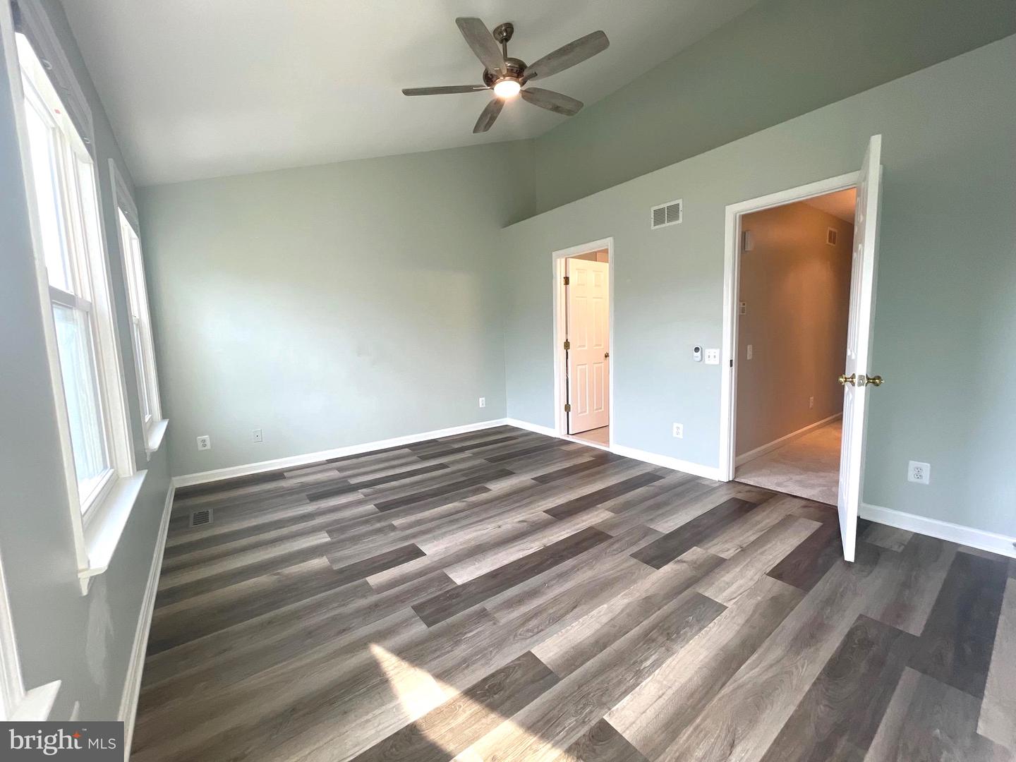 47616 WATKINS ISLAND SQ, STERLING, Virginia 20165, 4 Bedrooms Bedrooms, ,3 BathroomsBathrooms,Residential,For sale,47616 WATKINS ISLAND SQ,VALO2111188 MLS # VALO2111188