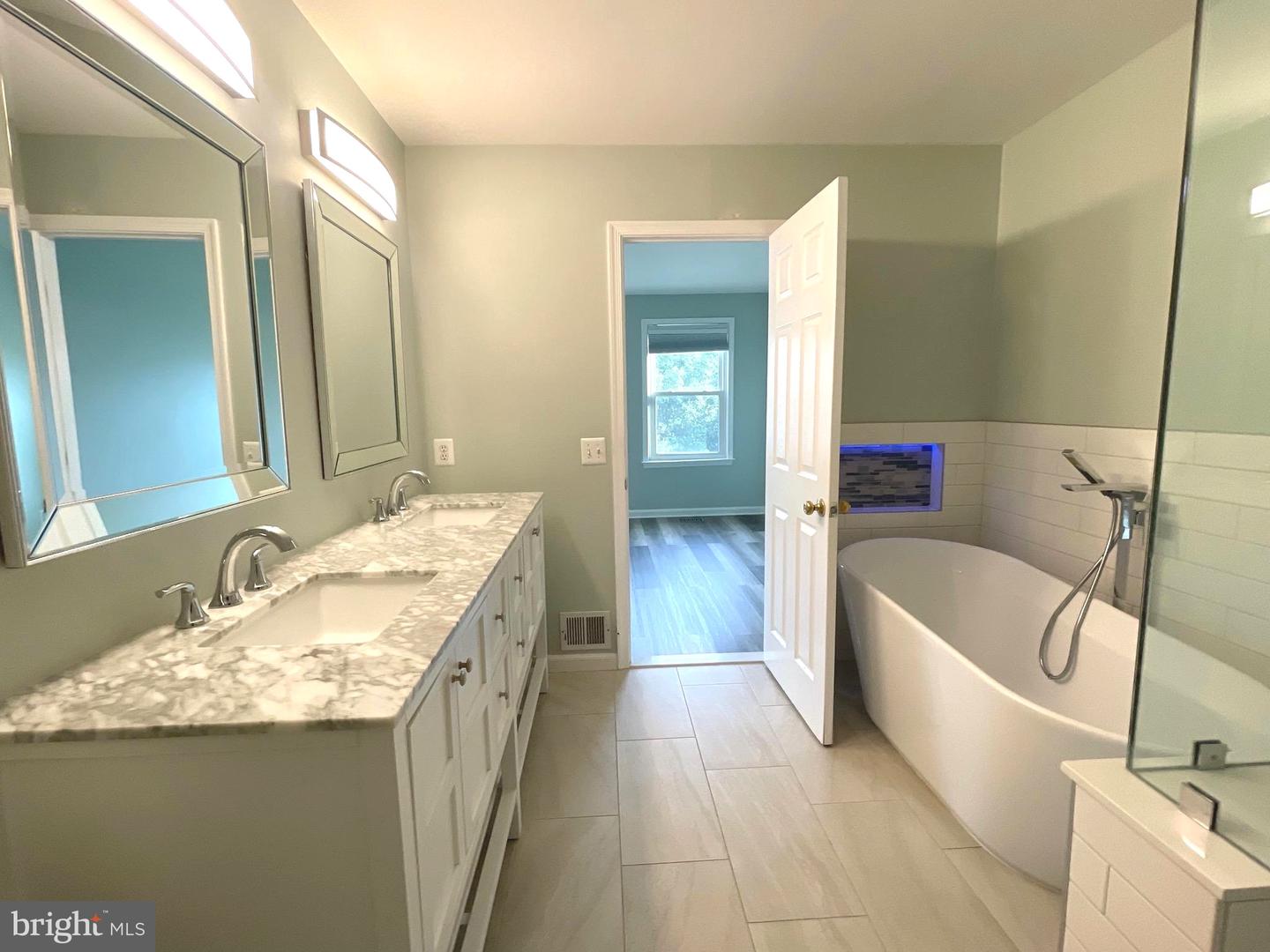 47616 WATKINS ISLAND SQ, STERLING, Virginia 20165, 4 Bedrooms Bedrooms, ,3 BathroomsBathrooms,Residential,For sale,47616 WATKINS ISLAND SQ,VALO2111188 MLS # VALO2111188