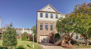 47616 WATKINS ISLAND SQ, STERLING, Virginia 20165, 4 Bedrooms Bedrooms, ,3 BathroomsBathrooms,Residential,For sale,47616 WATKINS ISLAND SQ,VALO2111188 MLS # VALO2111188