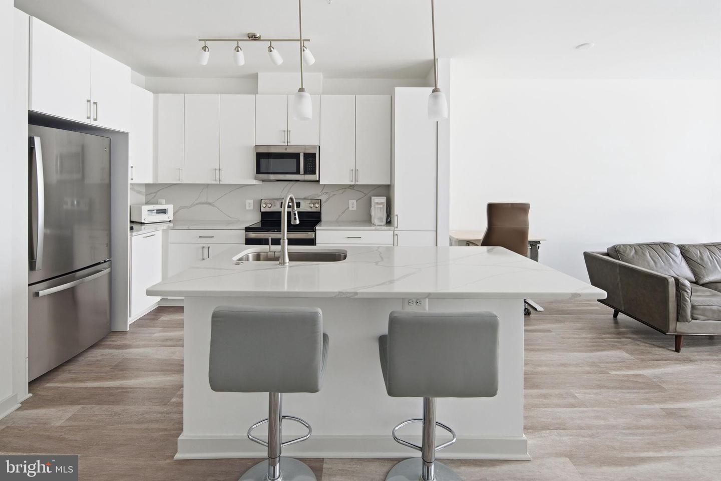 10755 FAIRGROUNDS DR #102, FAIRFAX, Virginia 22030, 1 Bedroom Bedrooms, 5 Rooms Rooms,1 BathroomBathrooms,Residential,For sale,10755 FAIRGROUNDS DR #102,VAFC2007498 MLS # VAFC2007498 10755 FAIRGROUNDS DR #102, FAIRFAX, Virginia 22030, 1 Bedroom Bedrooms, 5 Rooms Rooms,1 BathroomBathrooms,Residential,For sale,10755 FAIRGROUNDS DR #102,VAFC2007498 MLS # VAFC2007498