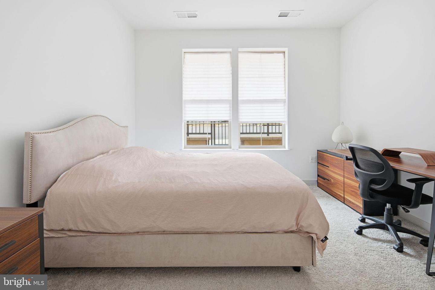 10755 FAIRGROUNDS DR #102, FAIRFAX, Virginia 22030, 1 Bedroom Bedrooms, 5 Rooms Rooms,1 BathroomBathrooms,Residential,For sale,10755 FAIRGROUNDS DR #102,VAFC2007498 MLS # VAFC2007498 10755 FAIRGROUNDS DR #102, FAIRFAX, Virginia 22030, 1 Bedroom Bedrooms, 5 Rooms Rooms,1 BathroomBathrooms,Residential,For sale,10755 FAIRGROUNDS DR #102,VAFC2007498 MLS # VAFC2007498